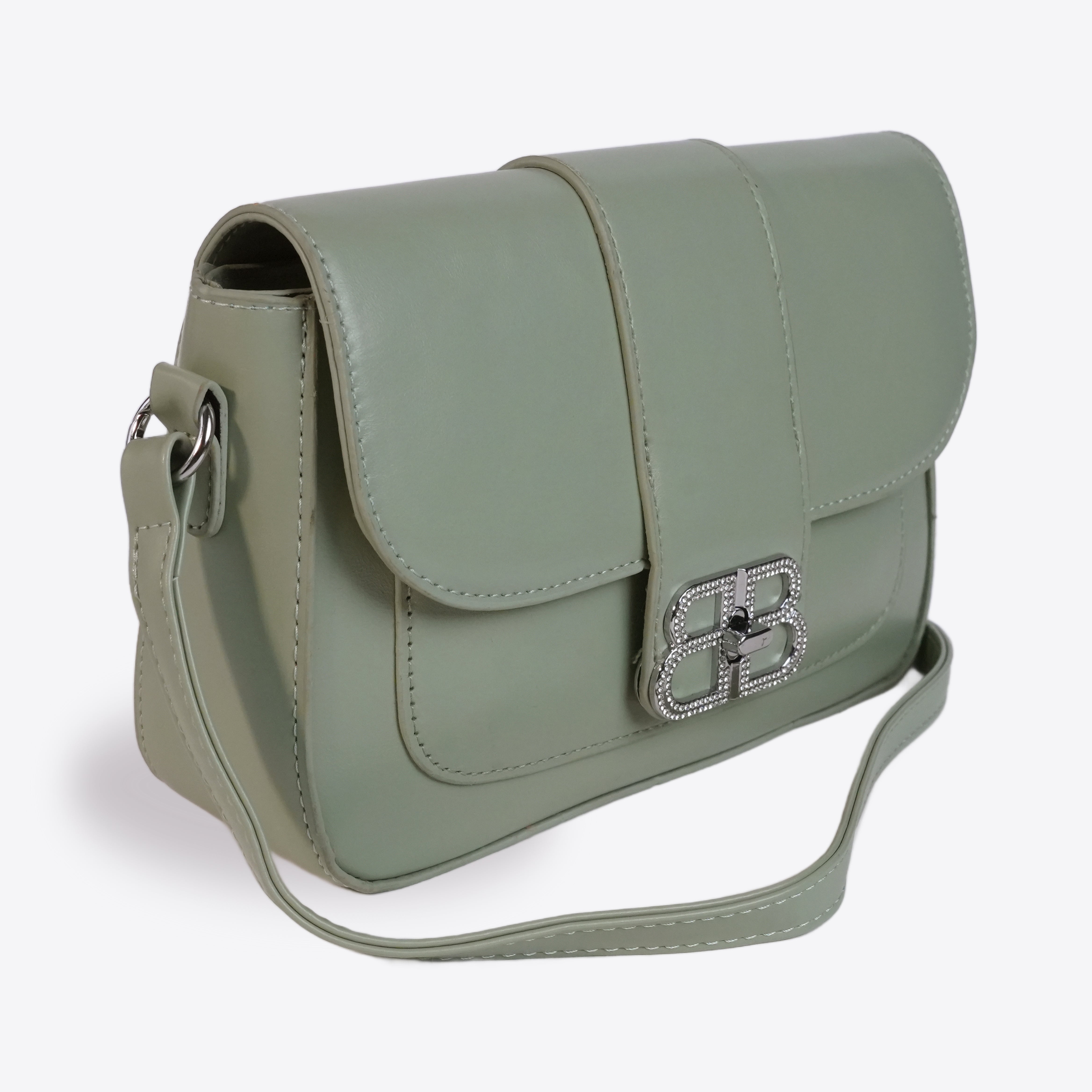 Women Sleek Leather Crossbody Bag