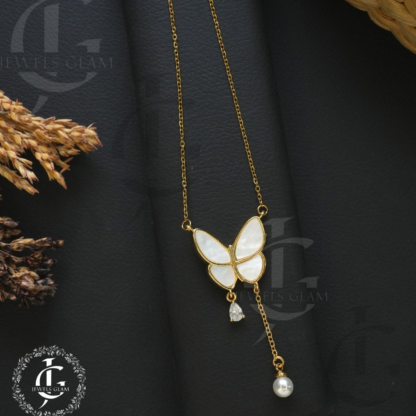 Graceful Butterfly Pearl Pendant Necklace
