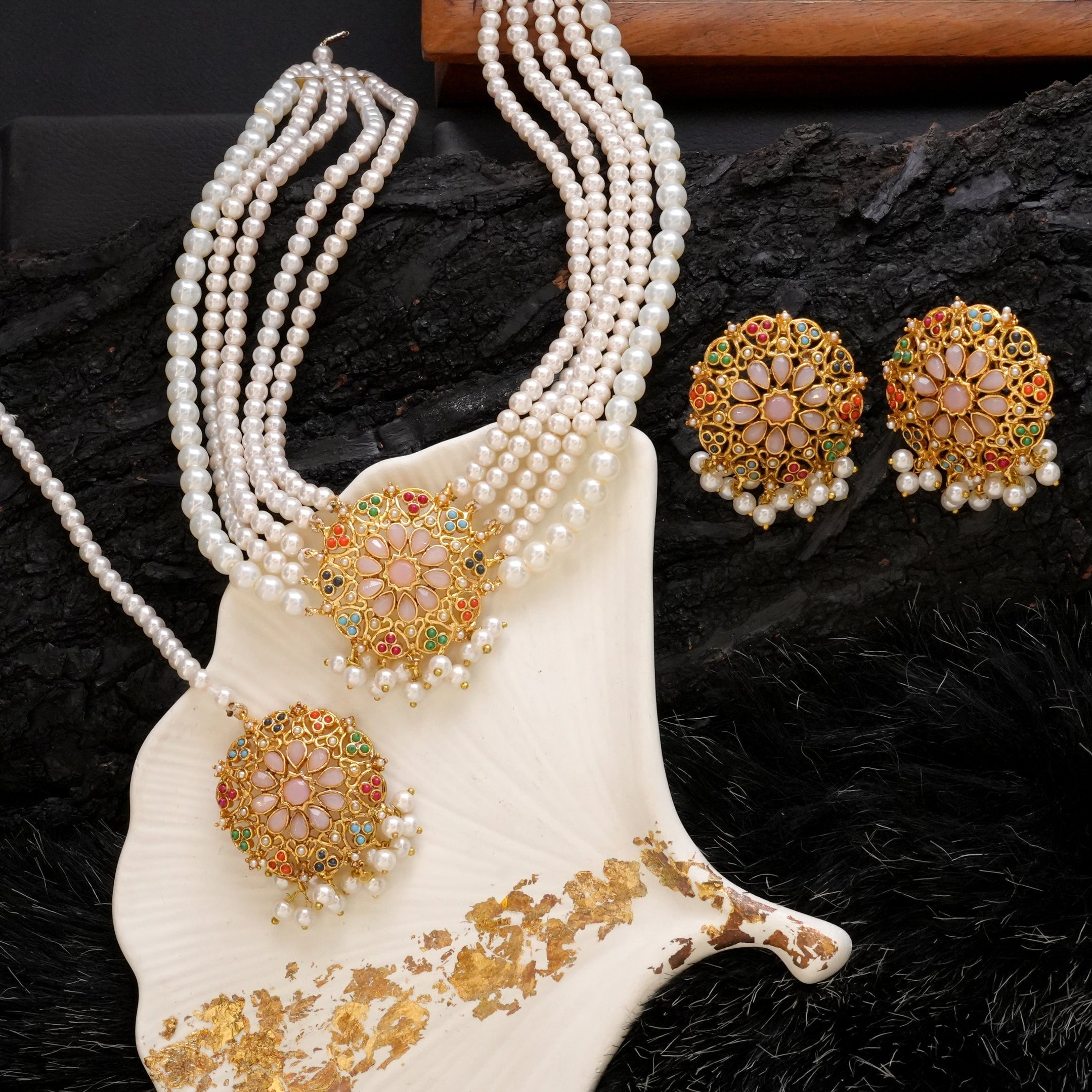 Nauratan Choker Set With Earrings and Tikka
