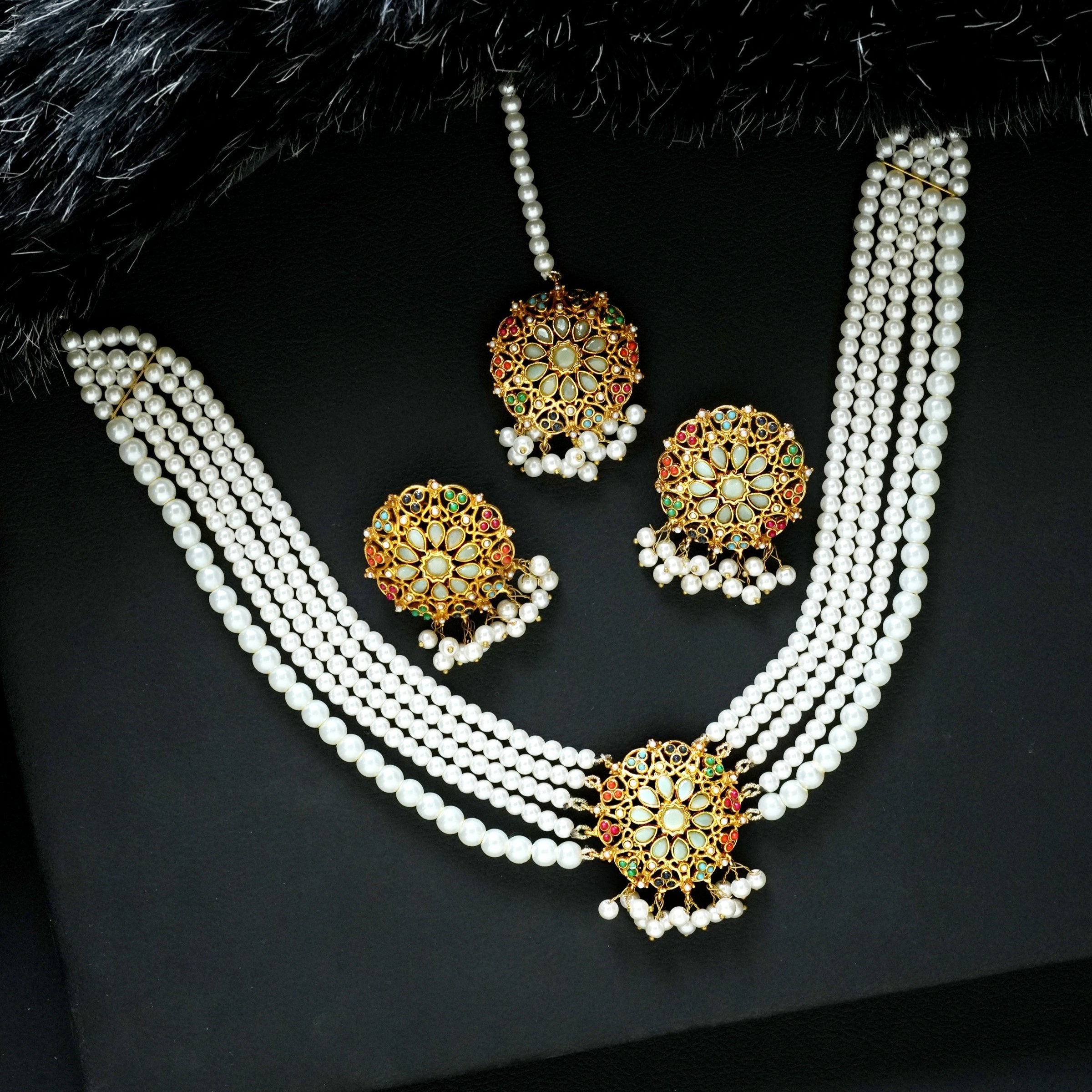 Nauratan Choker Set With Earrings and Tikka