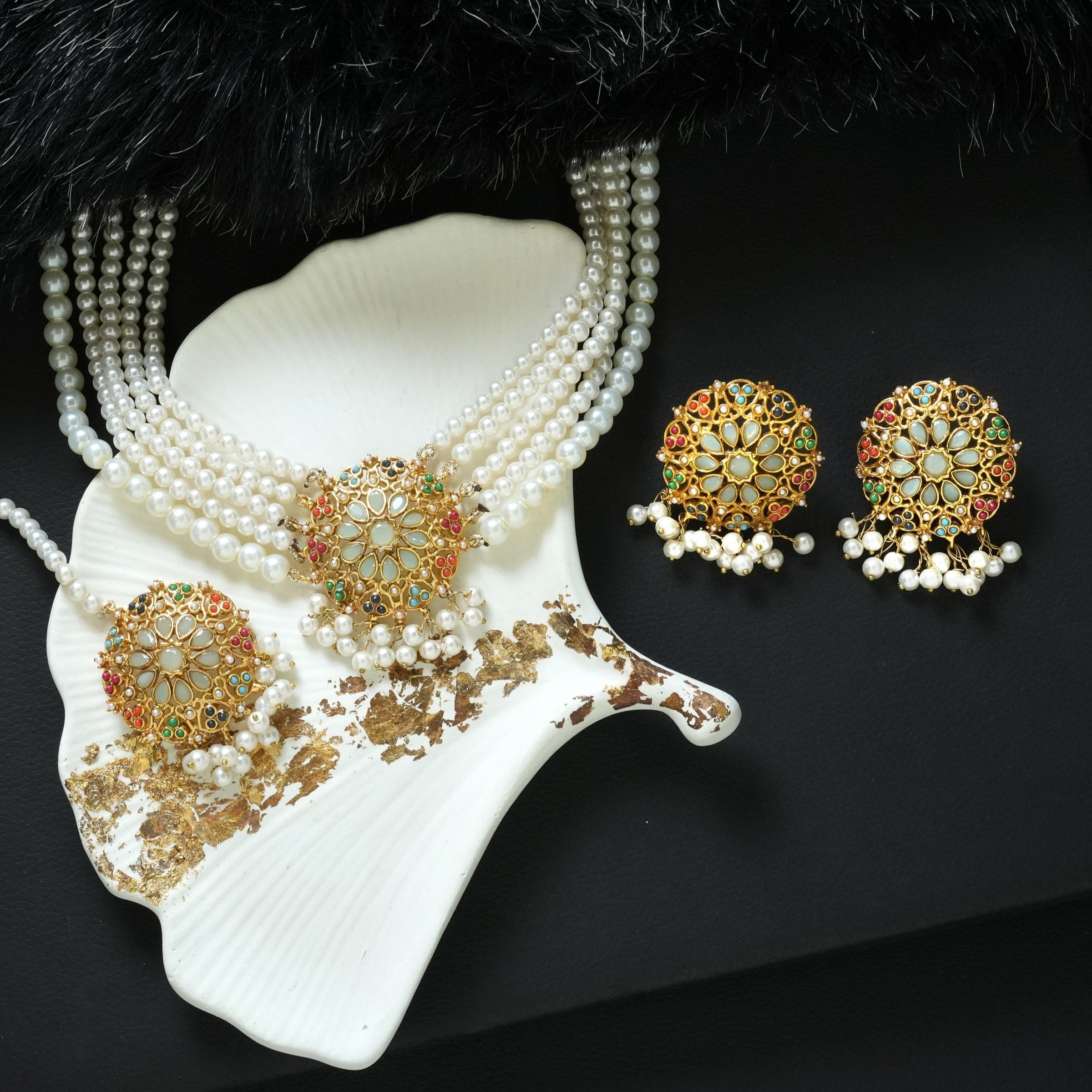 Nauratan Choker Set With Earrings and Tikka