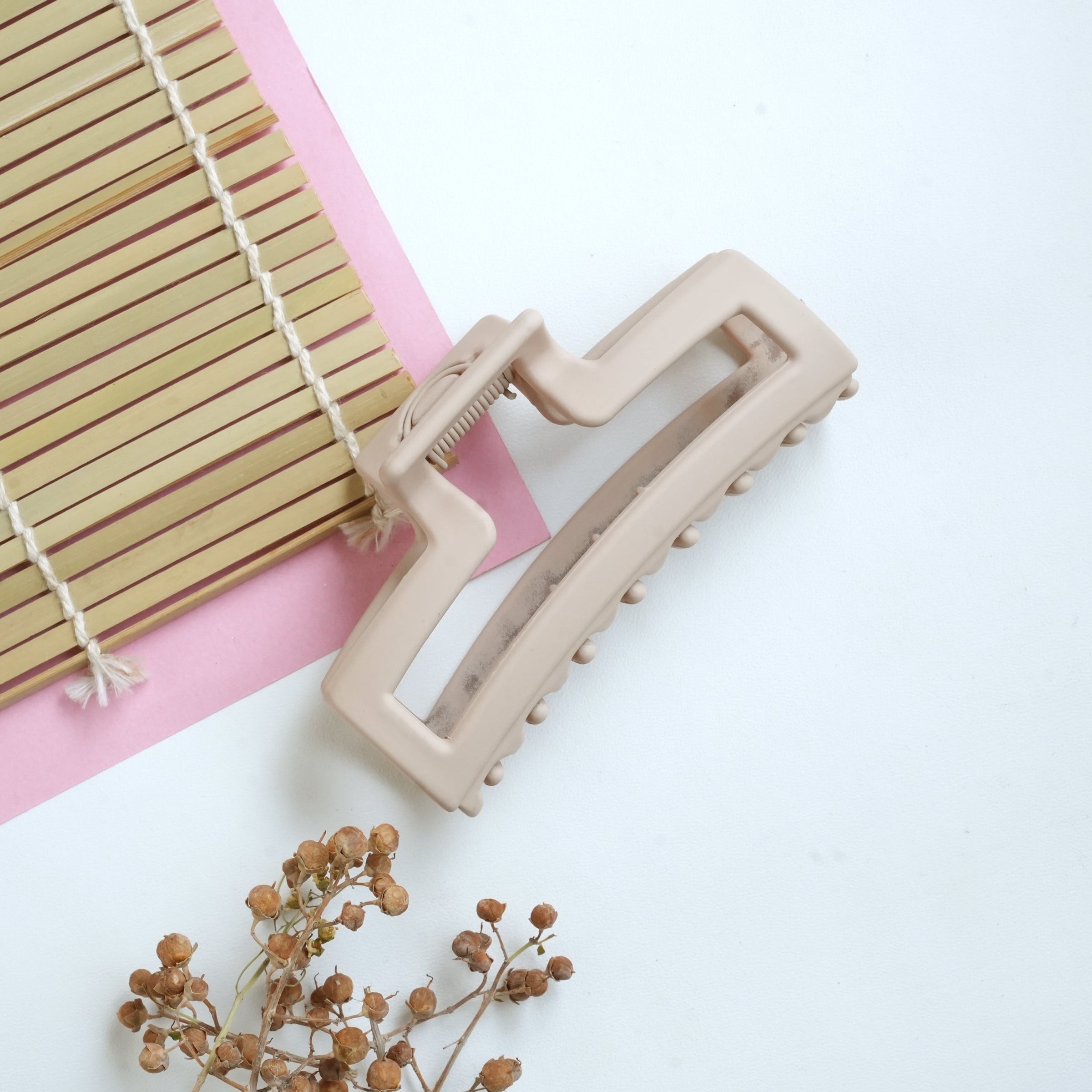 Minimalist Matte Hair Catcher