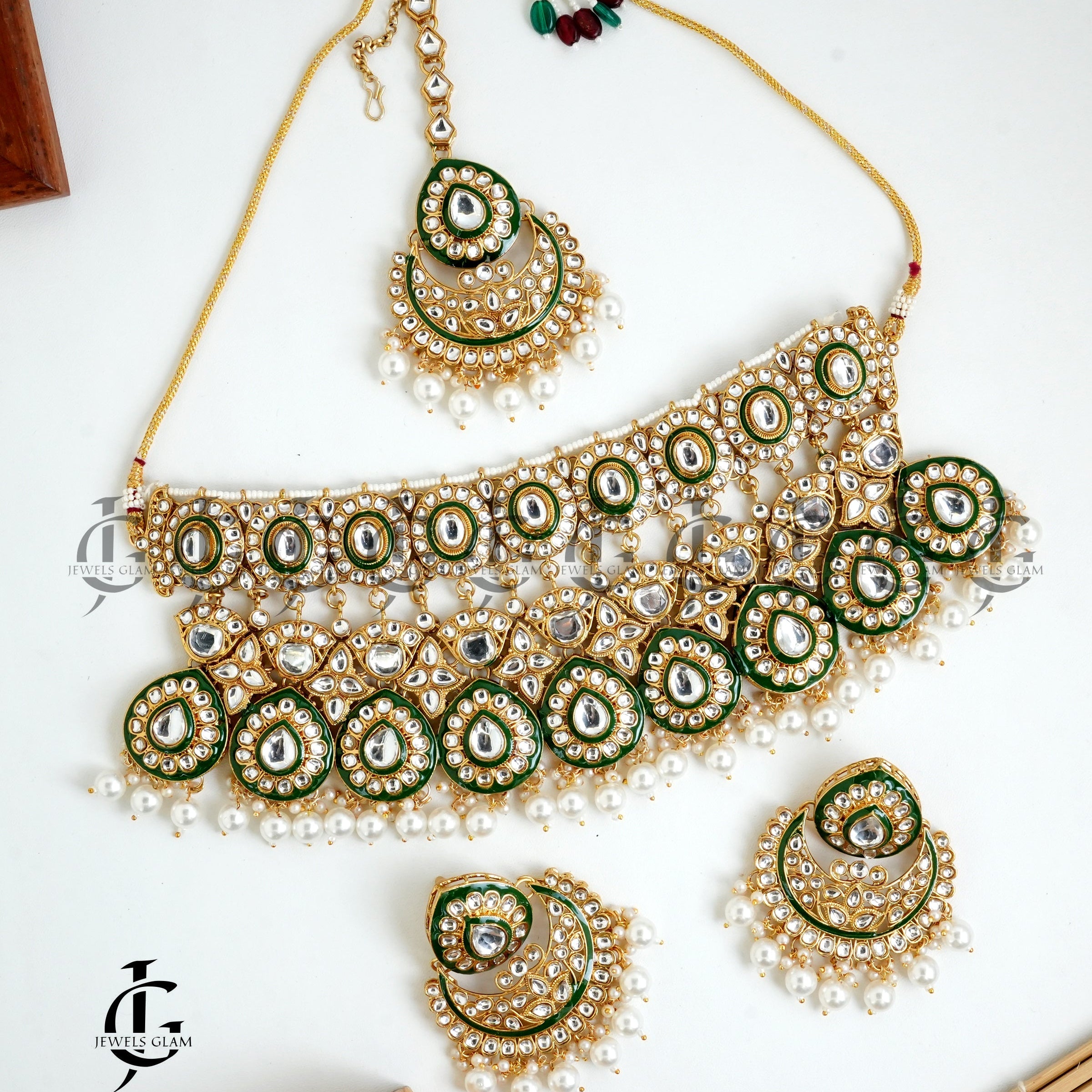 Emerald Pearl Kundan Bridal Jewelry Set