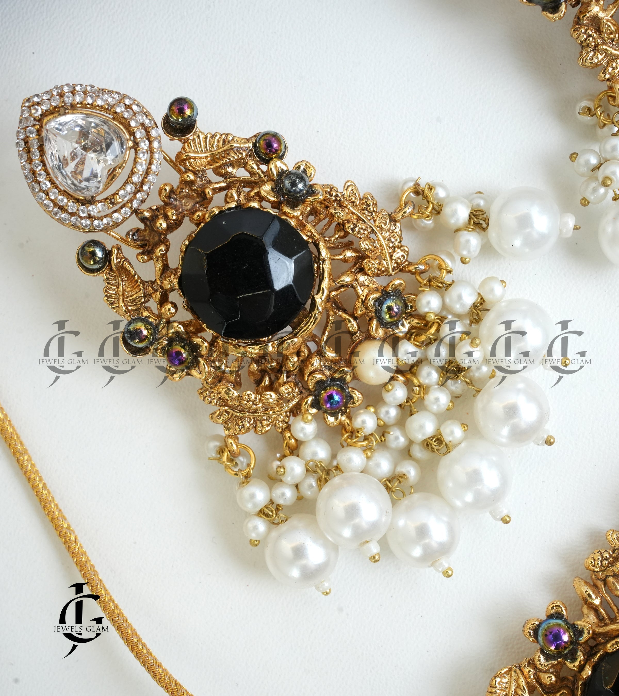 Opulent Black Onyx Pearl Choker Set