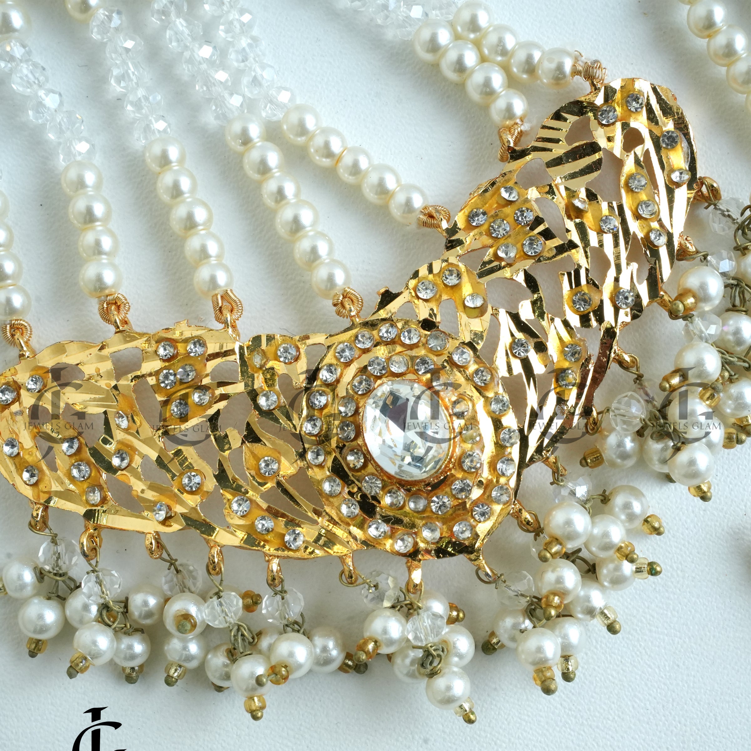 Gold-Tone Pearl Bridal Jewelry Set with Intricate Detailing