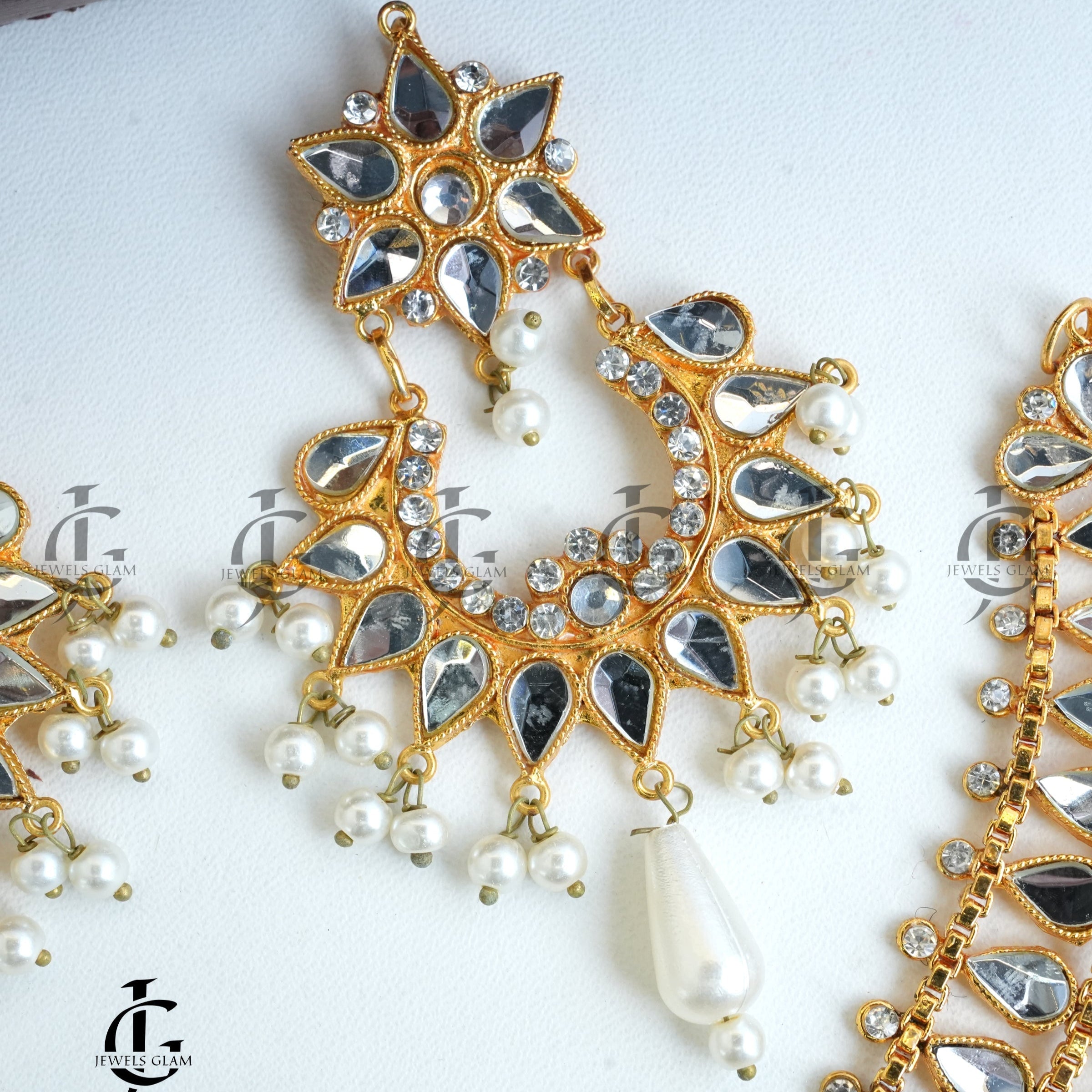 Royal Kundan and Pearl Choker Set