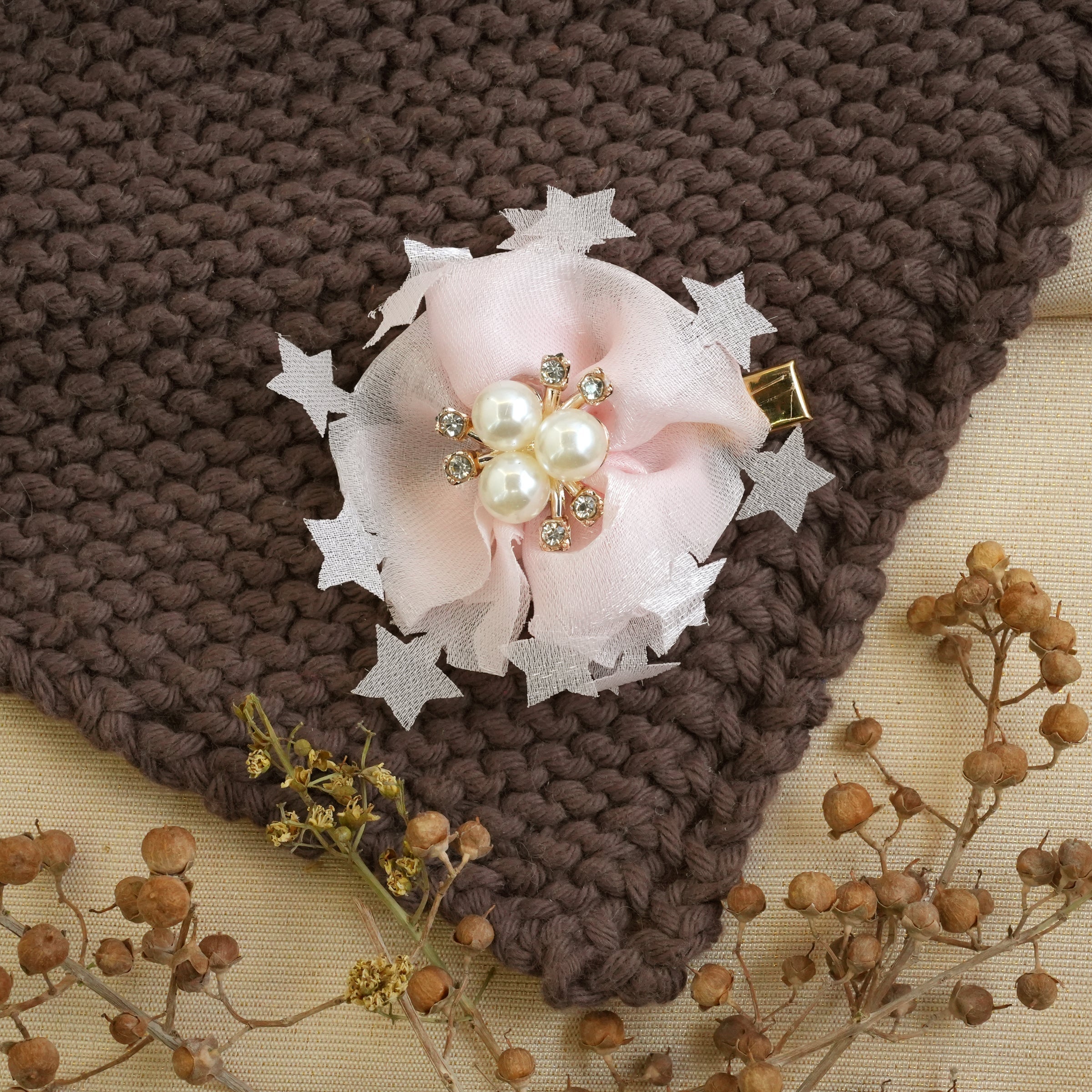 Elegant Floral Pearl Hair Pins
