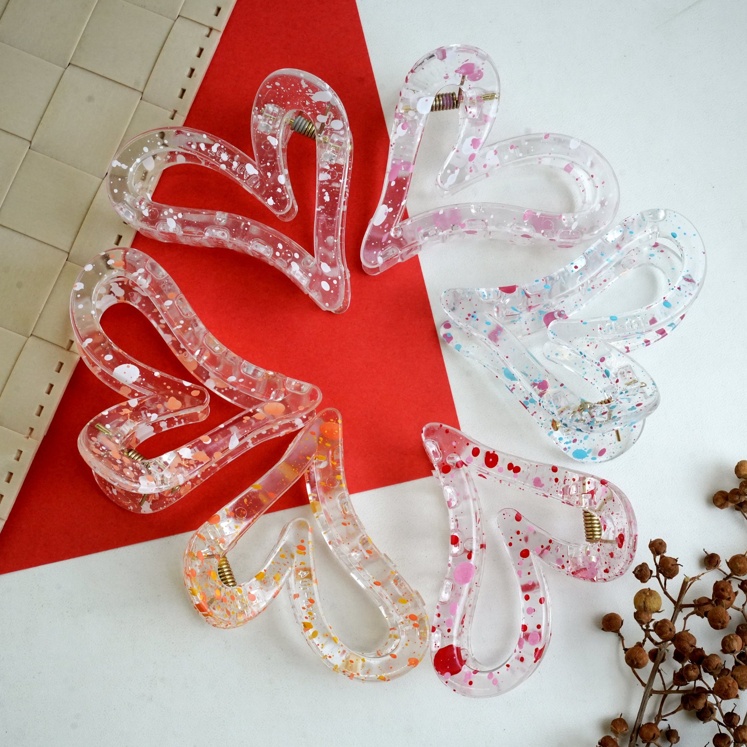 Glitter Heart Hair Claws – Sparkling Love for Your Hair