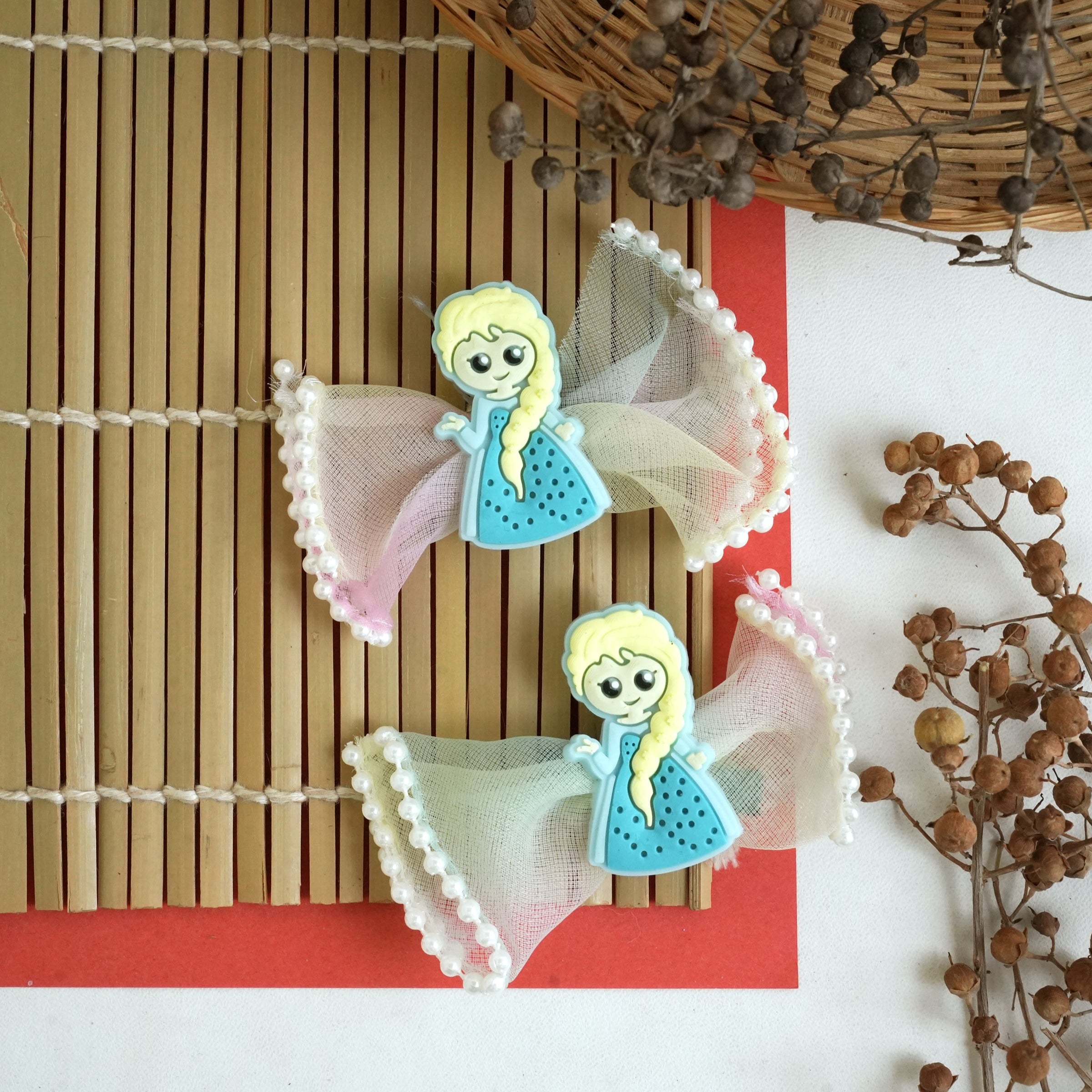 Princess Bow Hair Clips – Royal Elegance for Little Stars 1pc