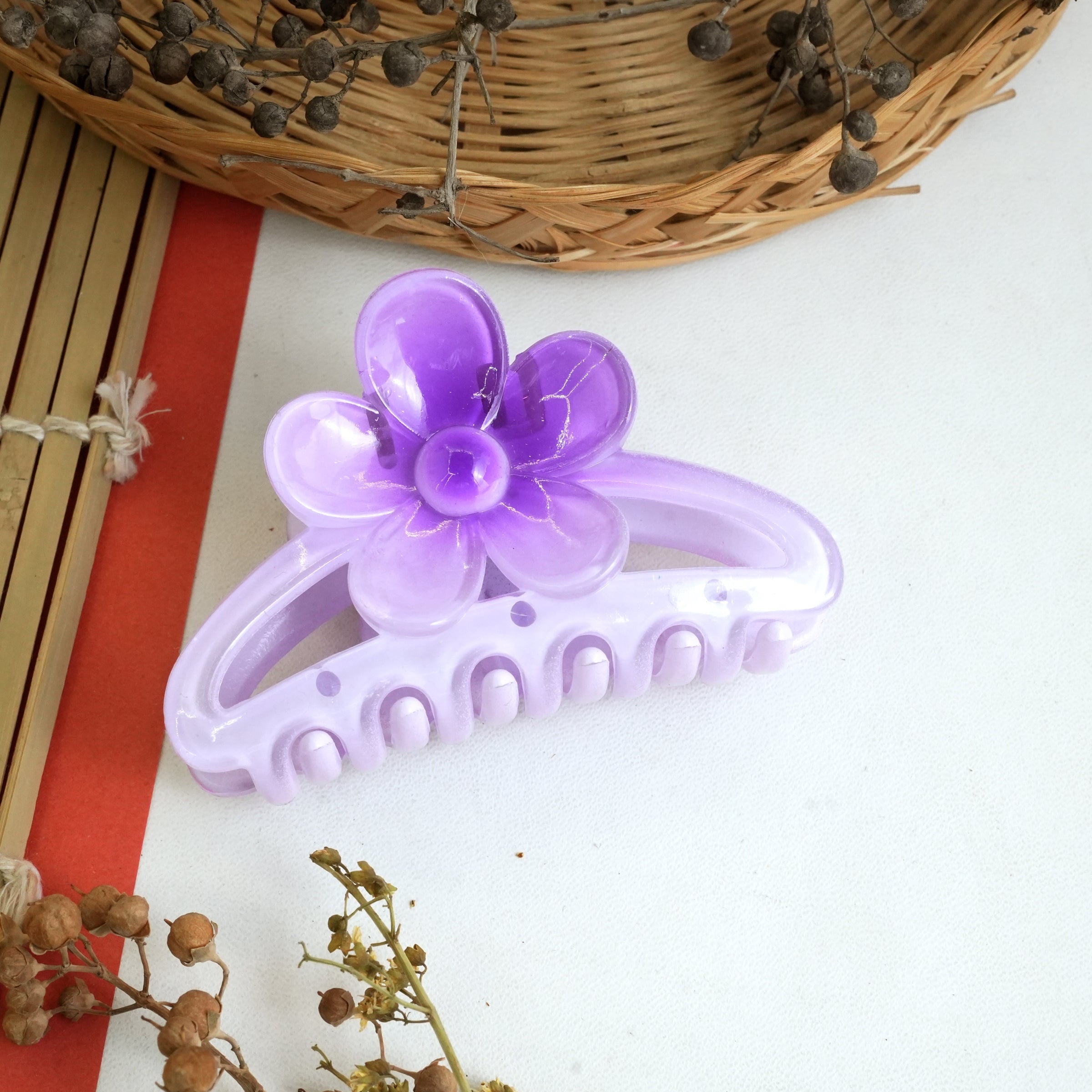 Vibrant Floral Hair Claws – Add a Pop of Color to Your Style!