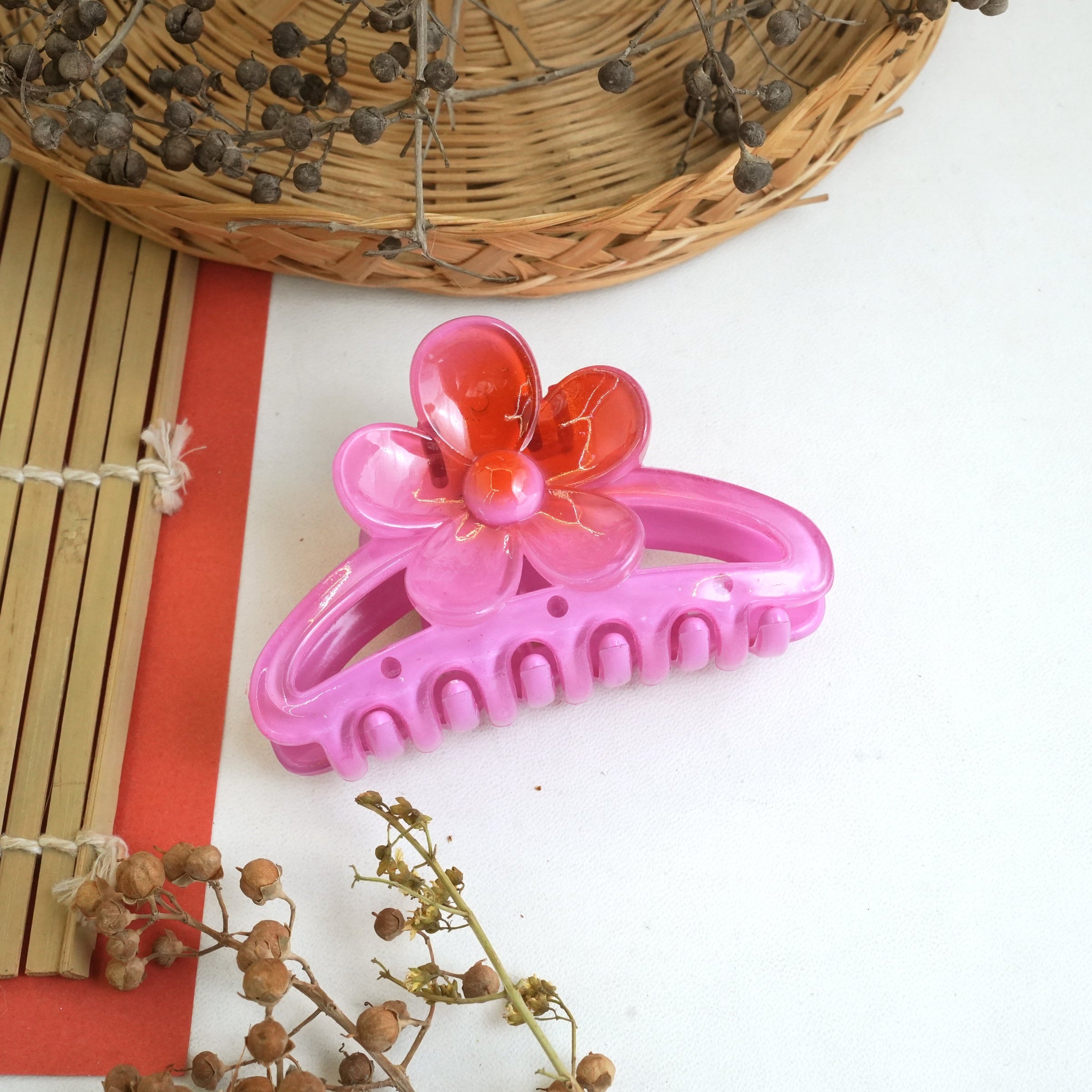 Vibrant Floral Hair Claws – Add a Pop of Color to Your Style!