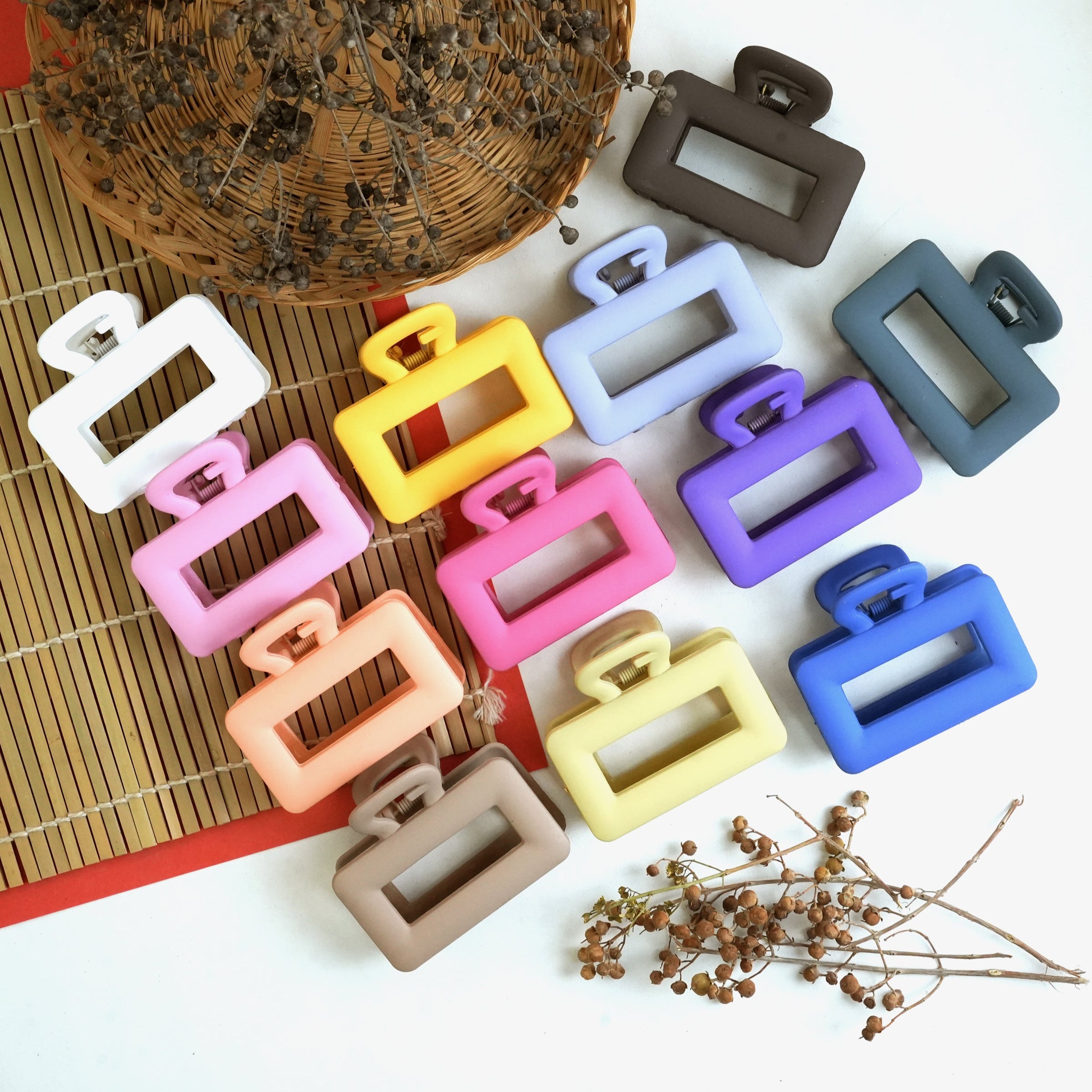 Bold Matte Rectangular Hair Claw Clip 1 pc