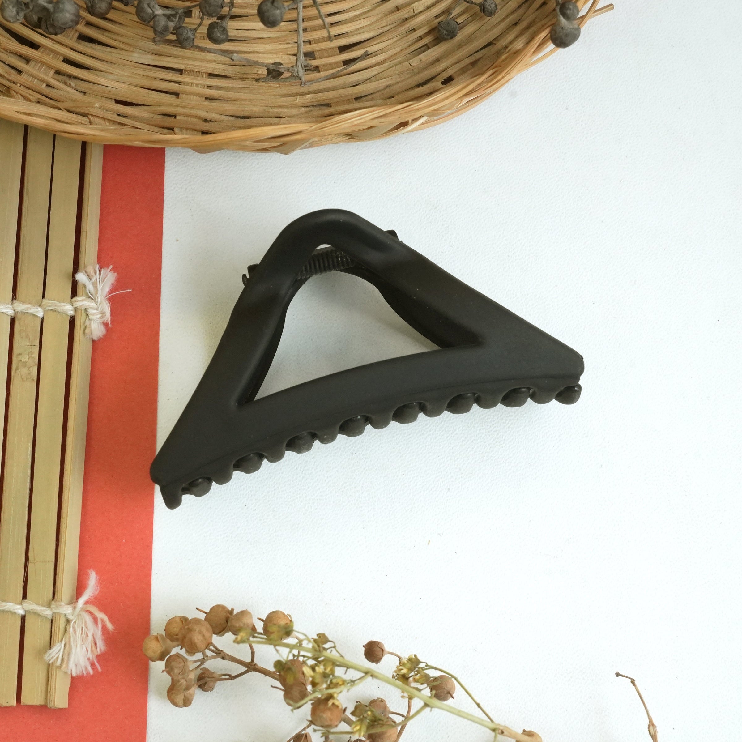 Geometric Matte Triangle Hair Claws – Sleek and Trendy Hair Solutions