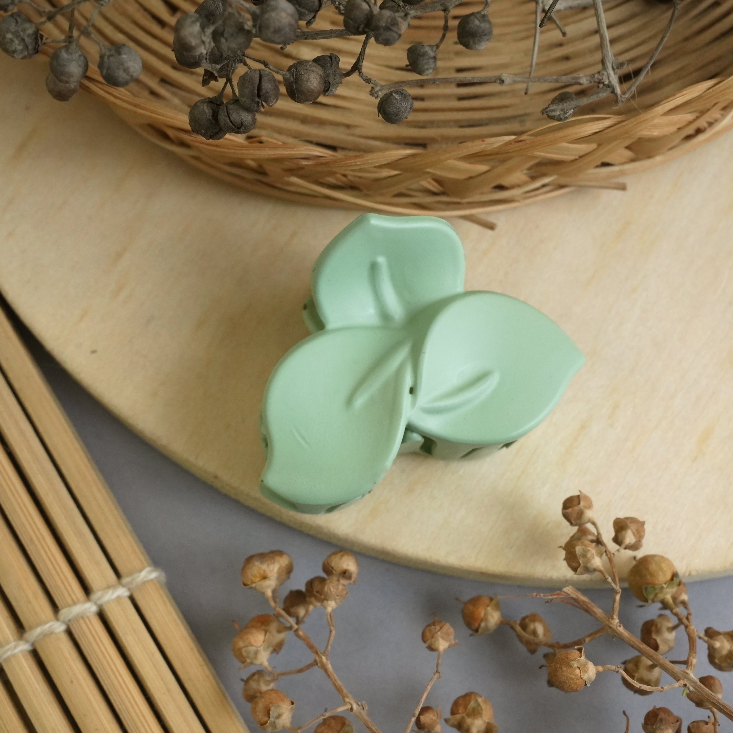 Matte Hair Claw Clips in Soft Pastel Tones