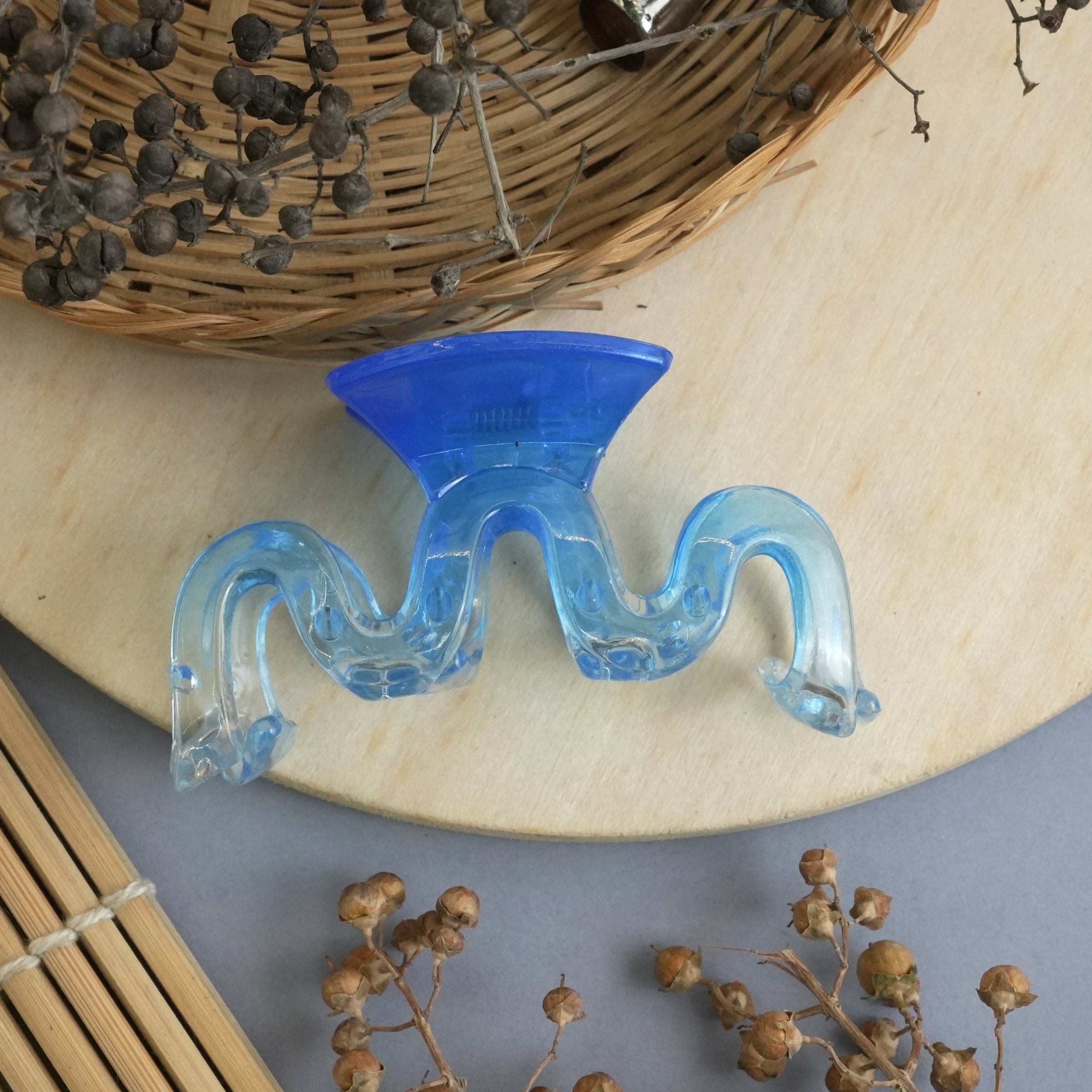 Wave Design Multicolor Hair Claw Clips
