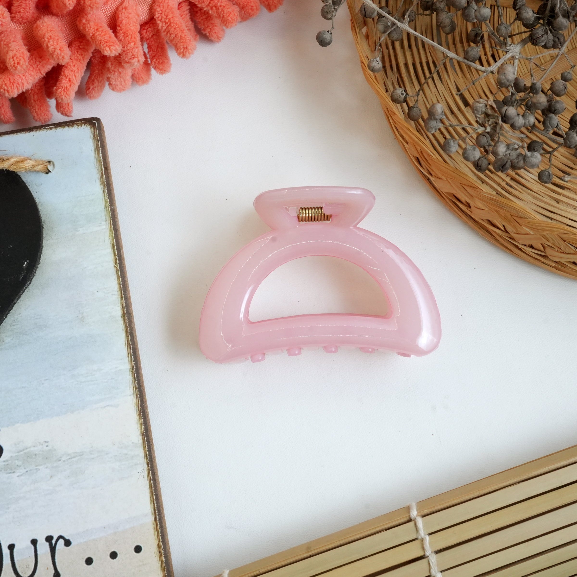 Transparent Pastel Hair Clips - Chic and Functional