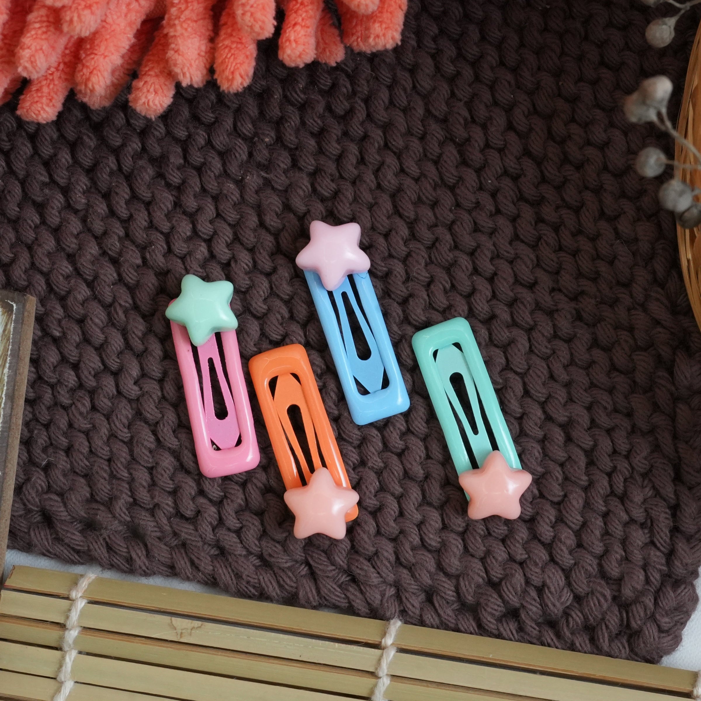 Vibrant Star Hair Pins Set