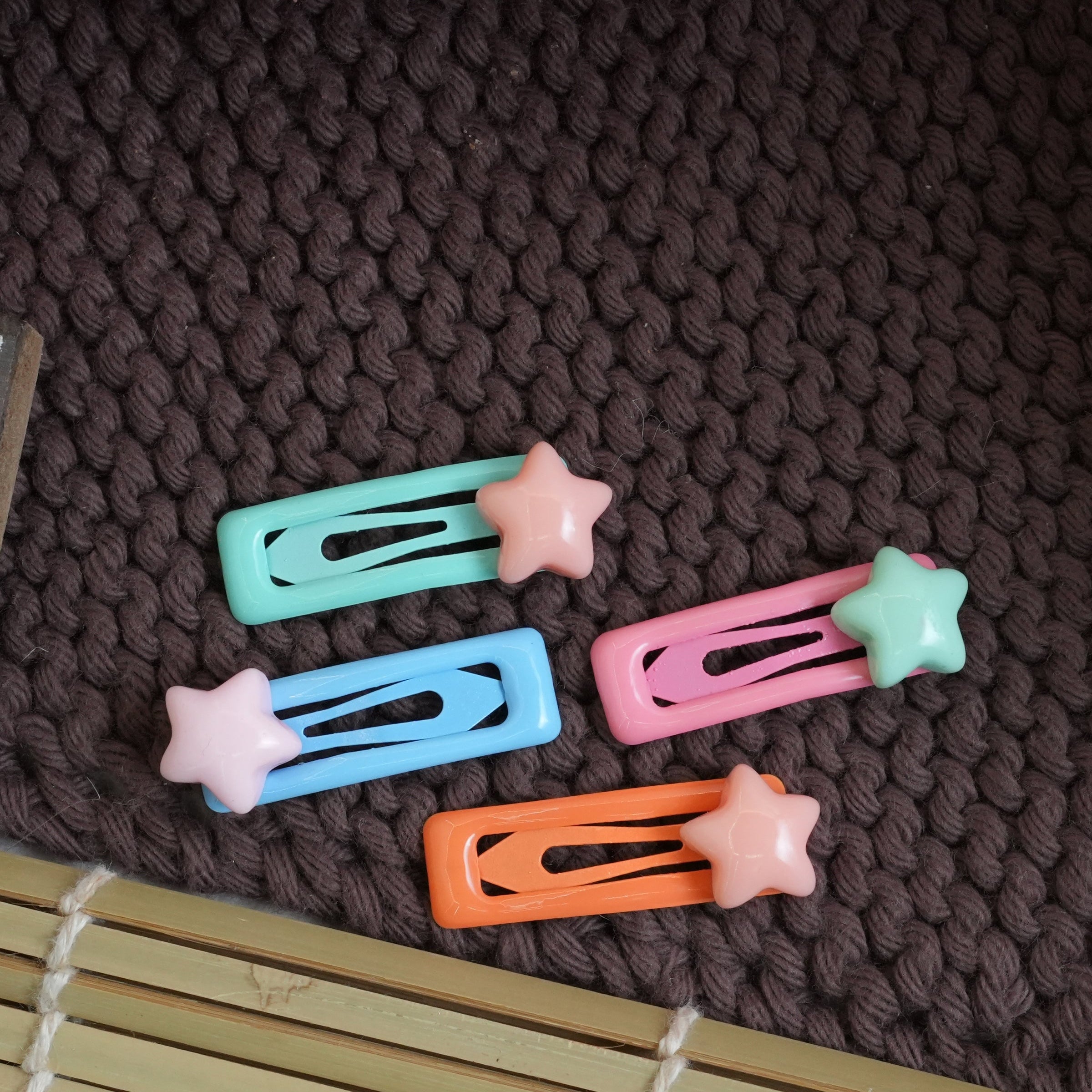 Vibrant Star Hair Pins Set