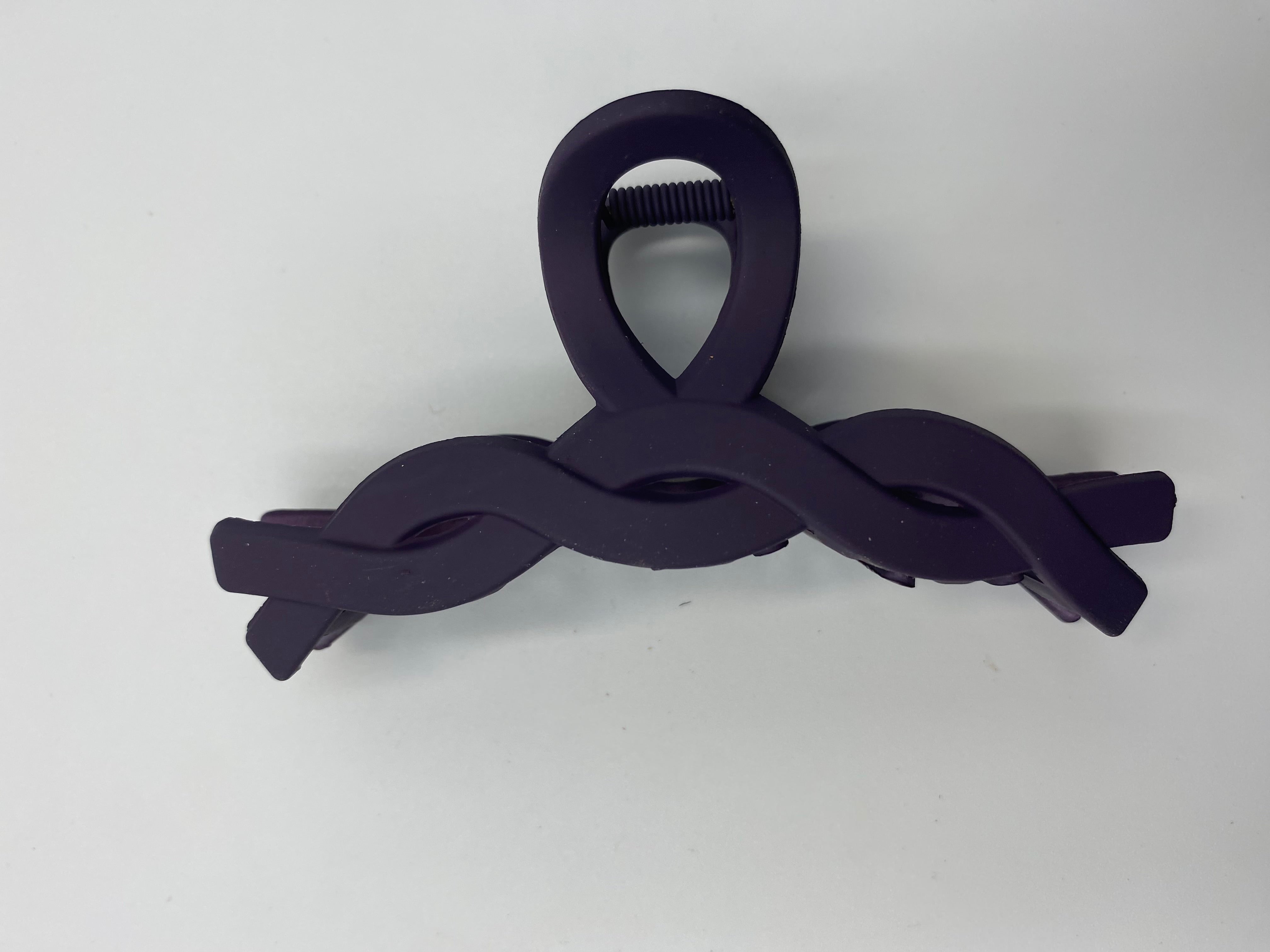 Twisted Matte Hair Claw Clips
