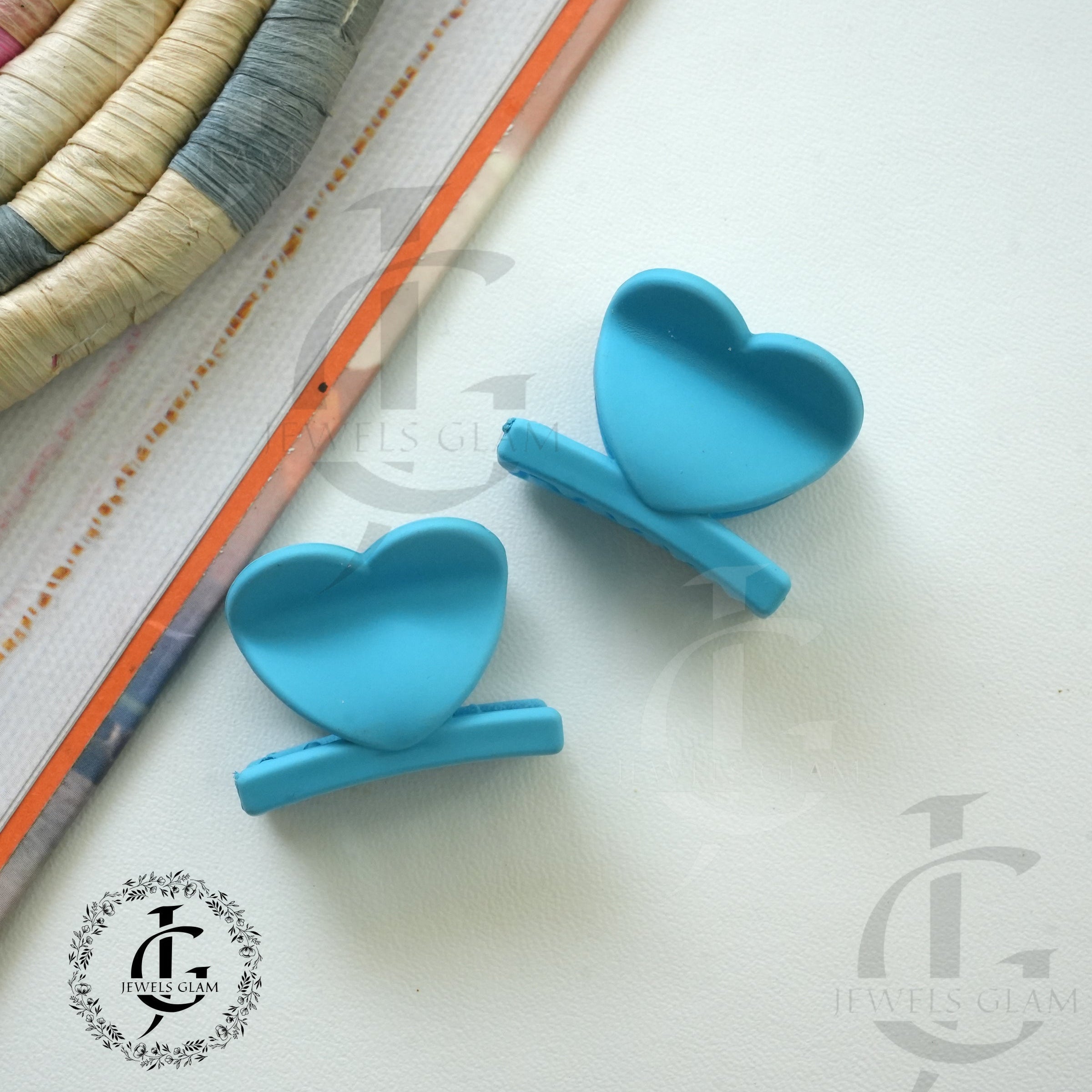 Charming Heart-Shaped Hair Catchers 1 pc