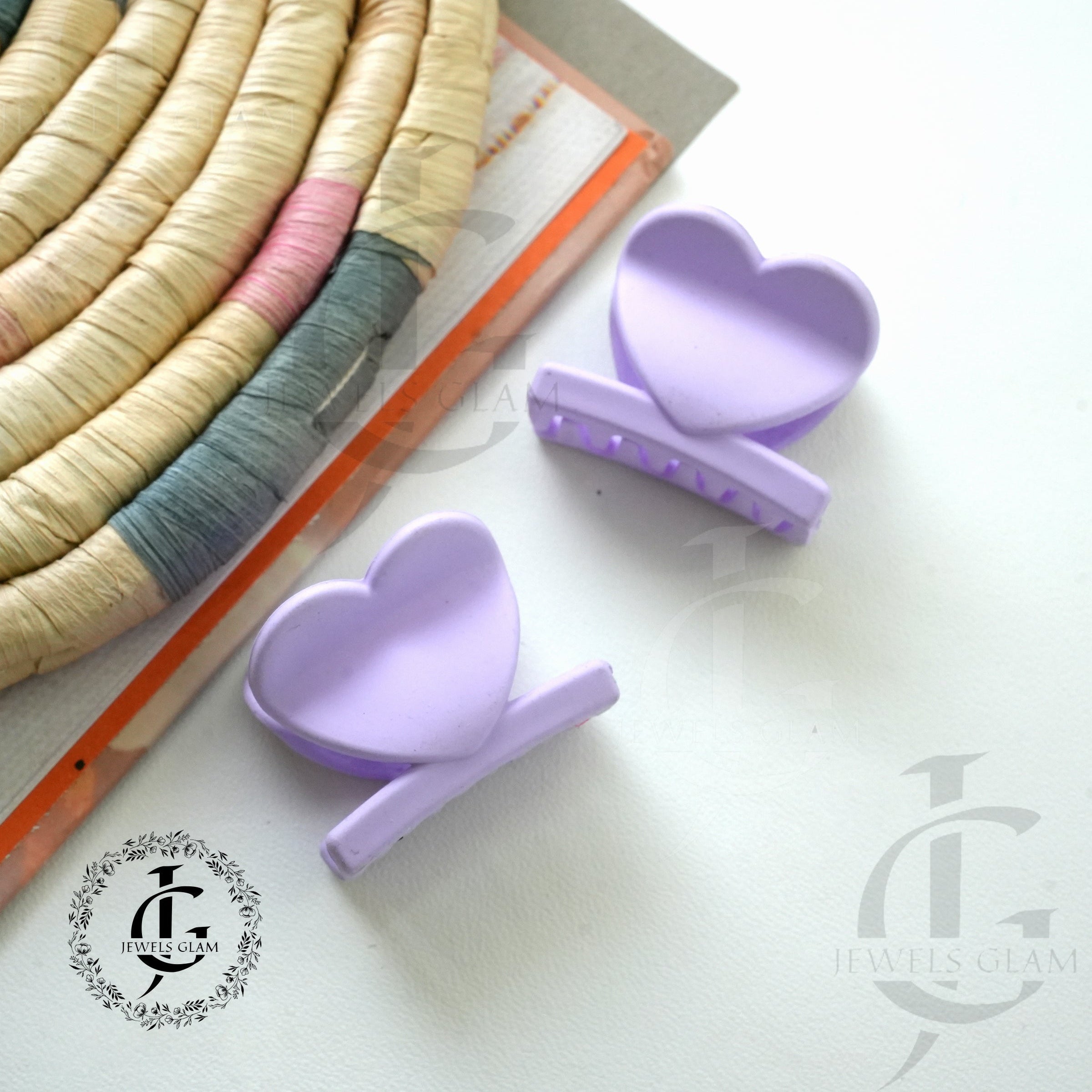 Charming Heart-Shaped Hair Catchers 1 pc