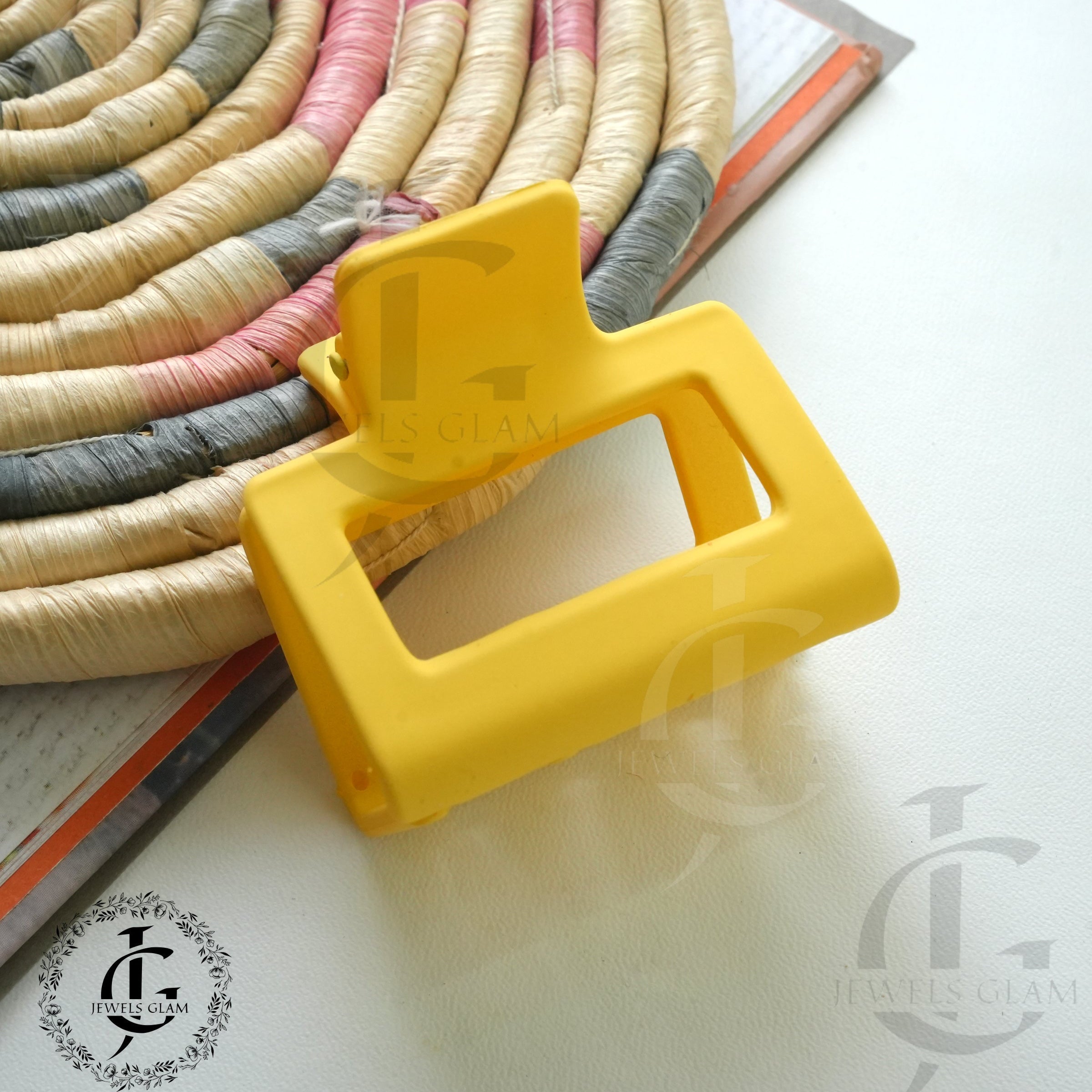 Vibrant Block Design Hair Catchers - Modern Style and Strong Grip