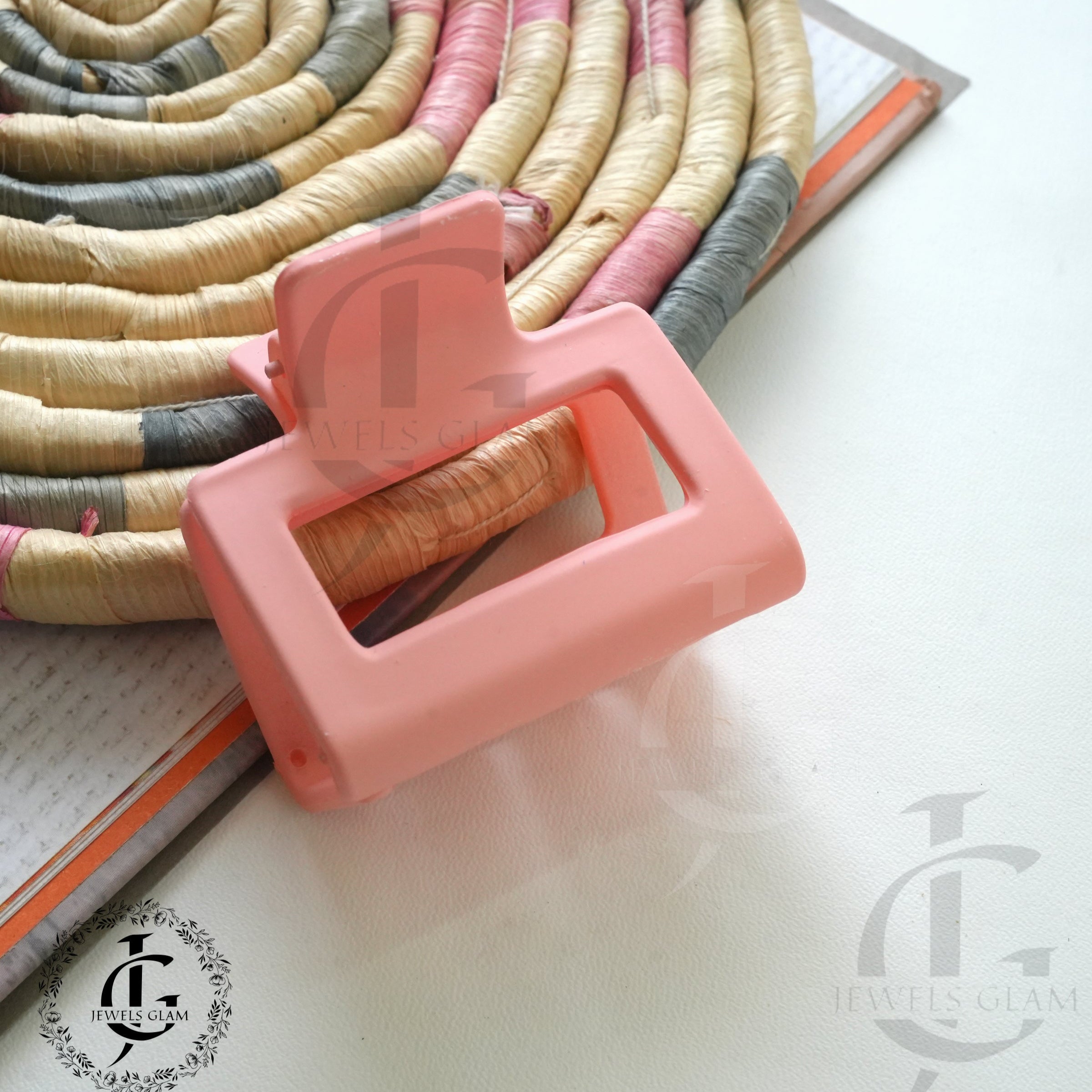 Vibrant Block Design Hair Catchers - Modern Style and Strong Grip