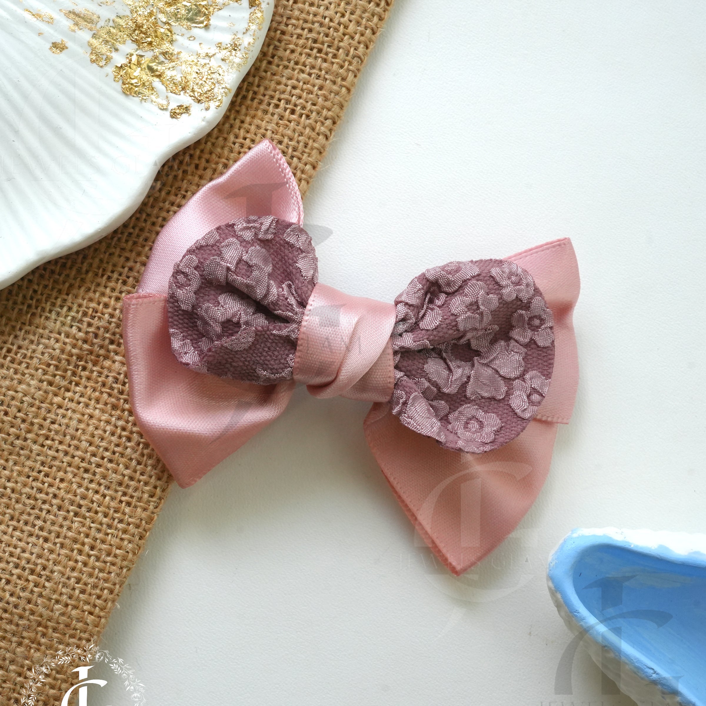 Lace Embellished Satin Bow Hair Clips (1 Pc)