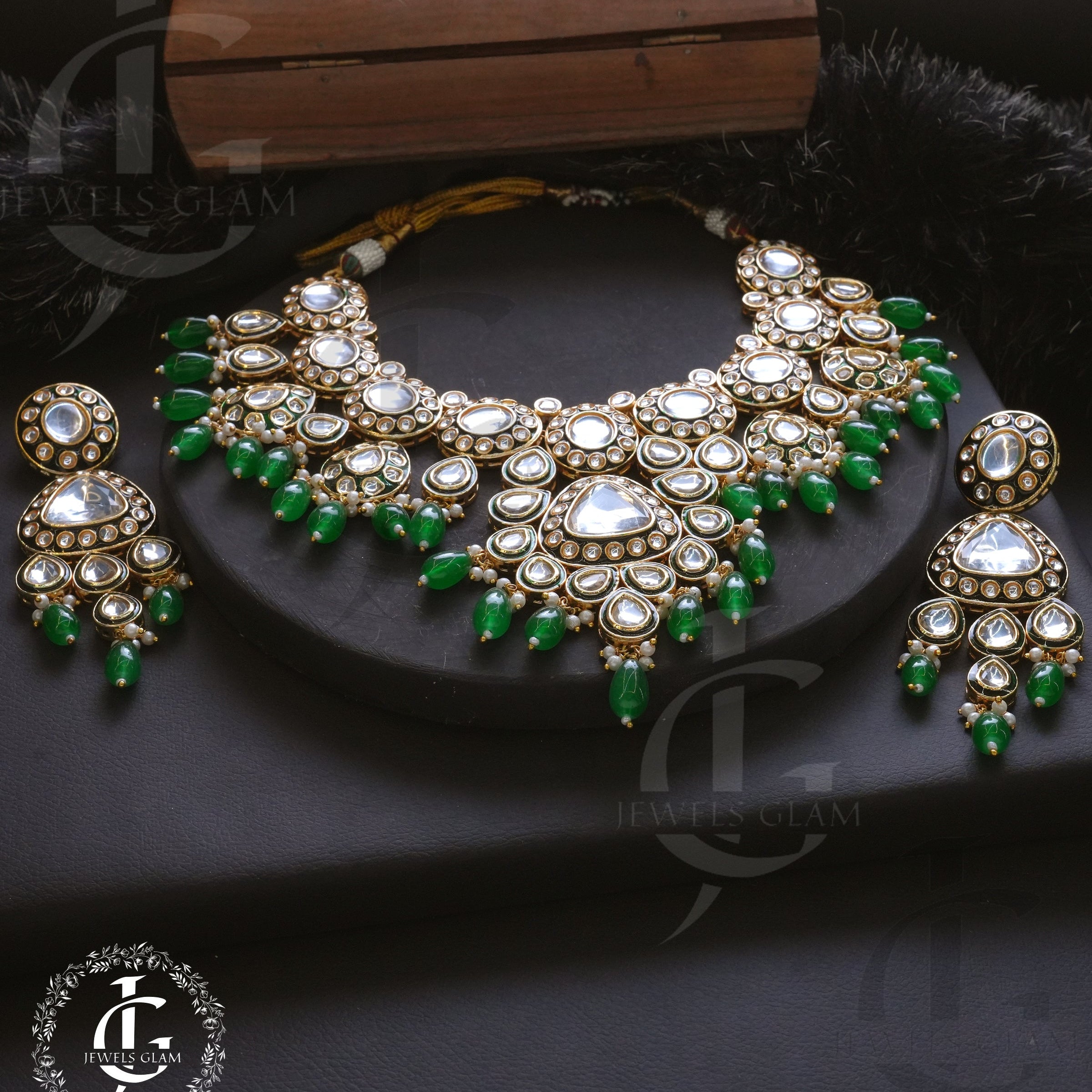 Emerald Majesty Kundan Bridal Jewelry Set