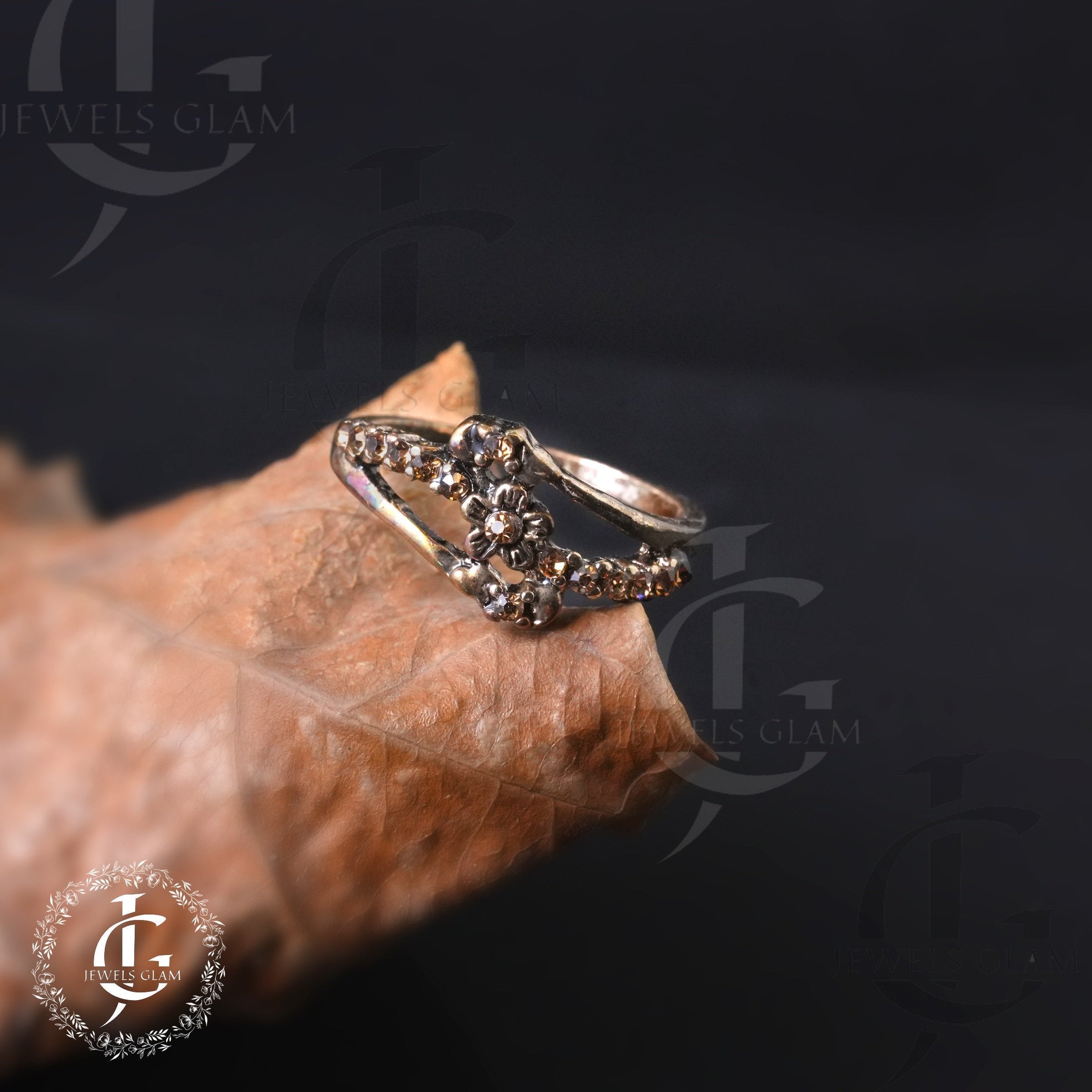 Floral Grace Dual-Band Ring