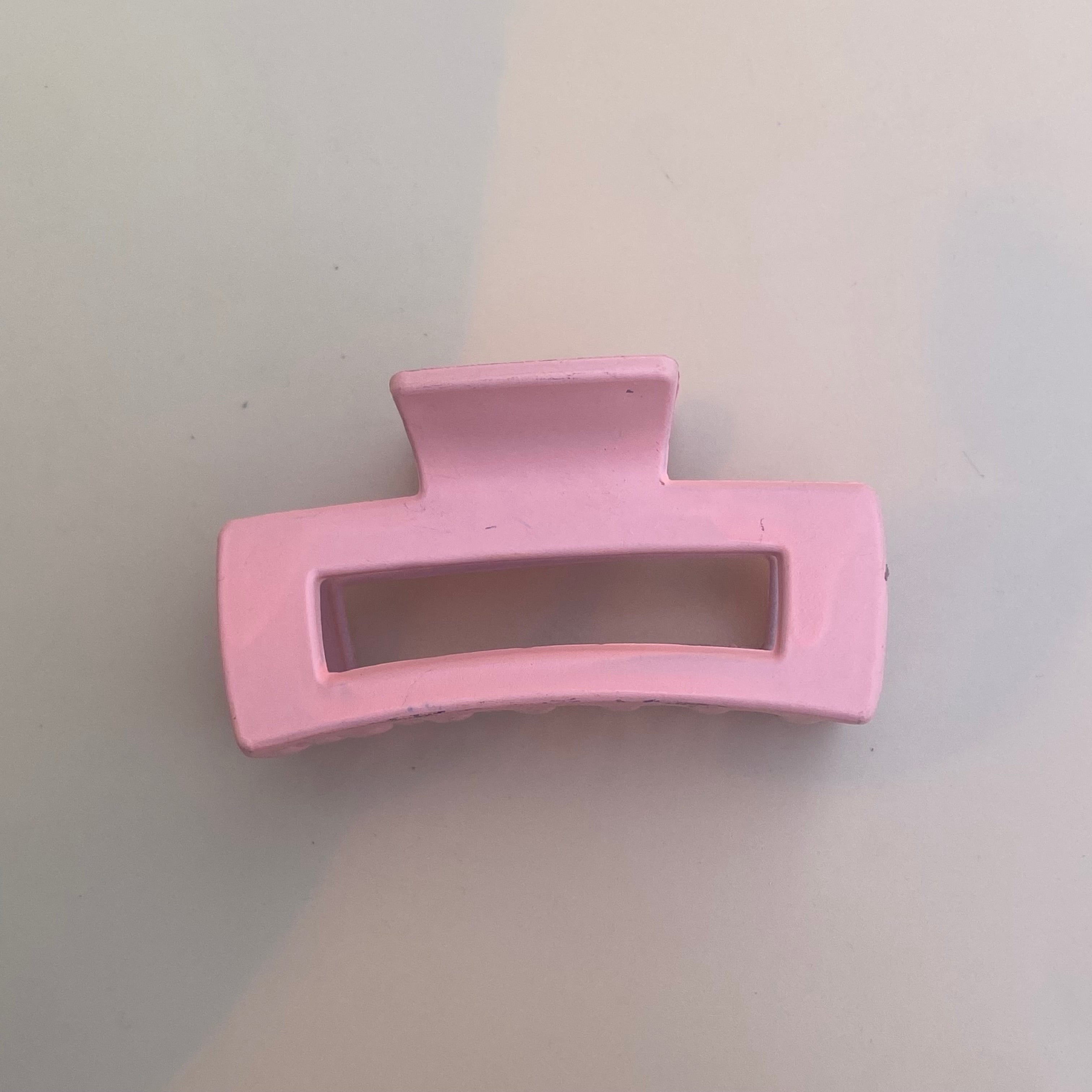 Classic Rectangular Hair Catchers - Vibrant & Versatile