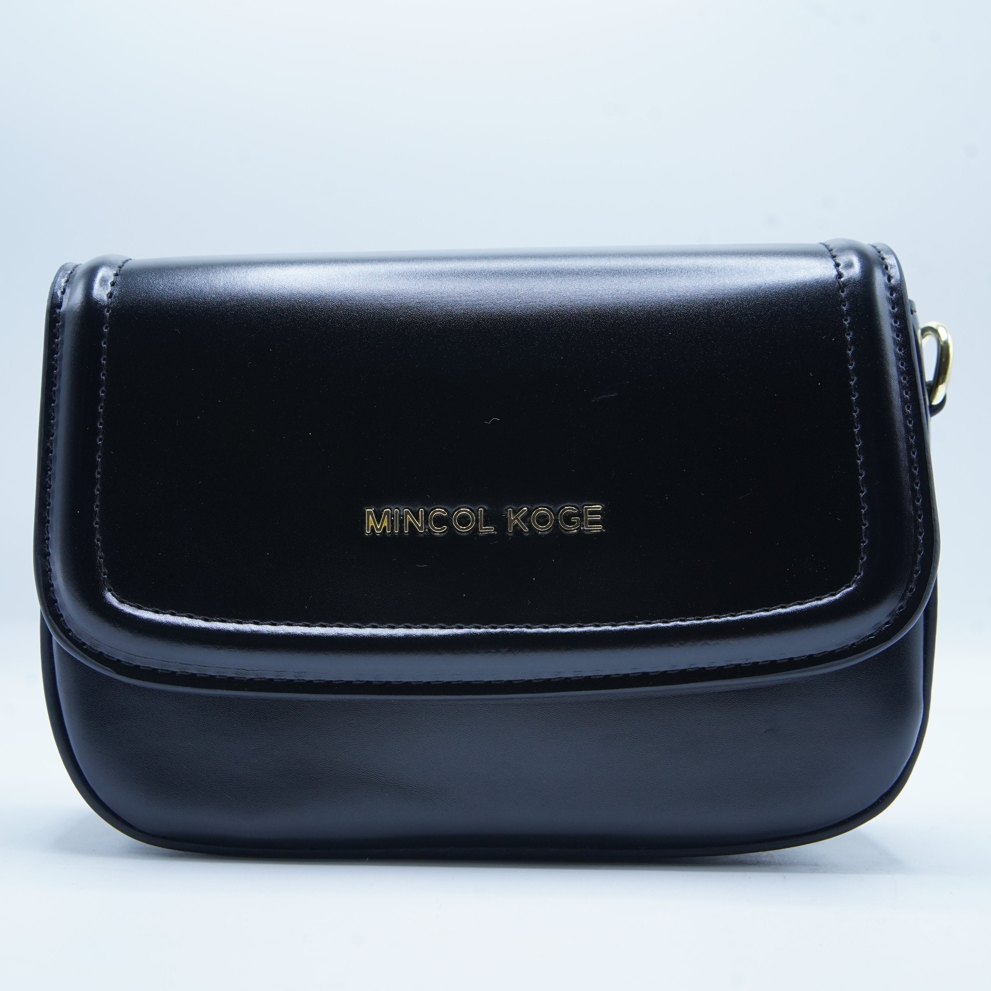 Women Sleek Leather Bag With Adjustable Strap