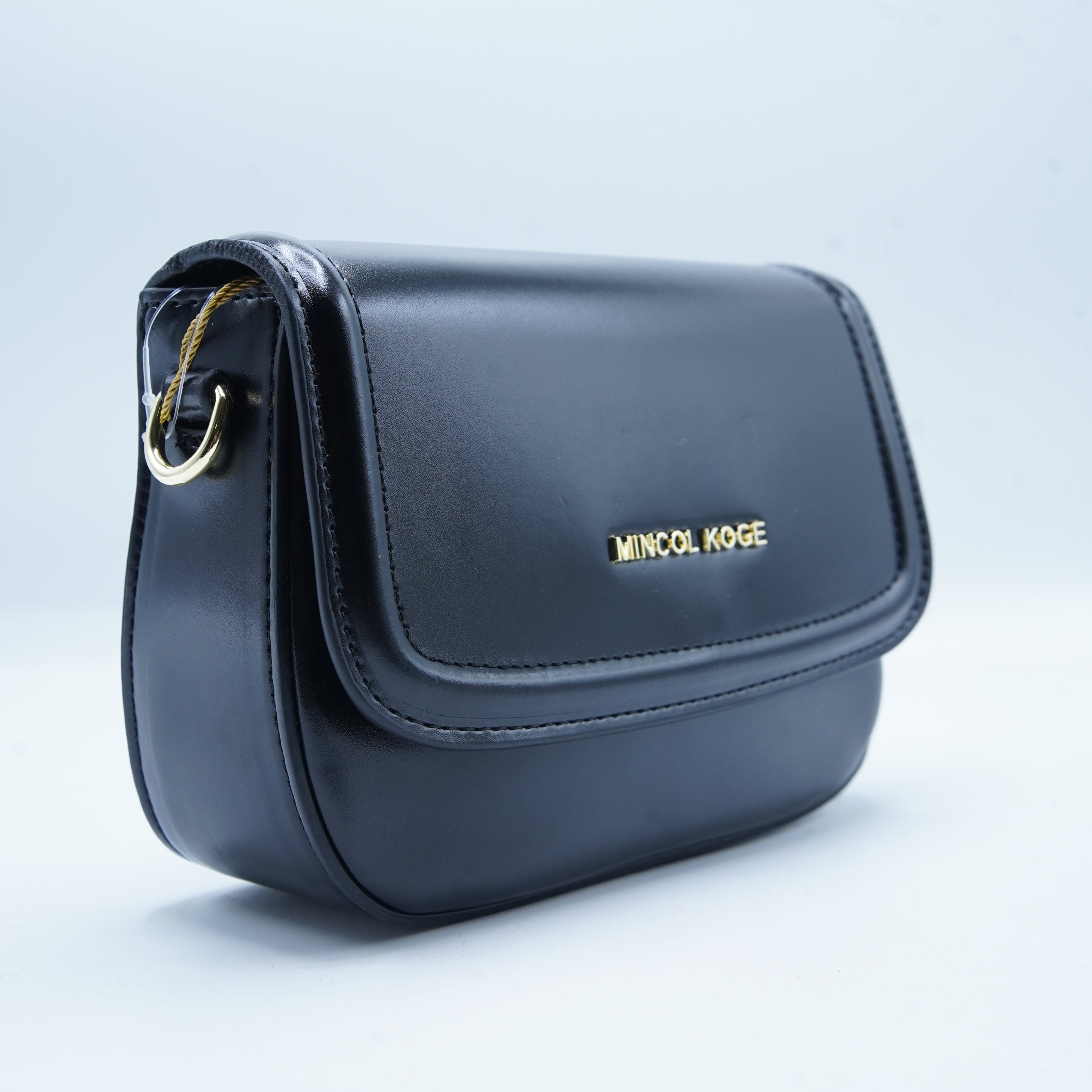 Women Sleek Leather Bag With Adjustable Strap