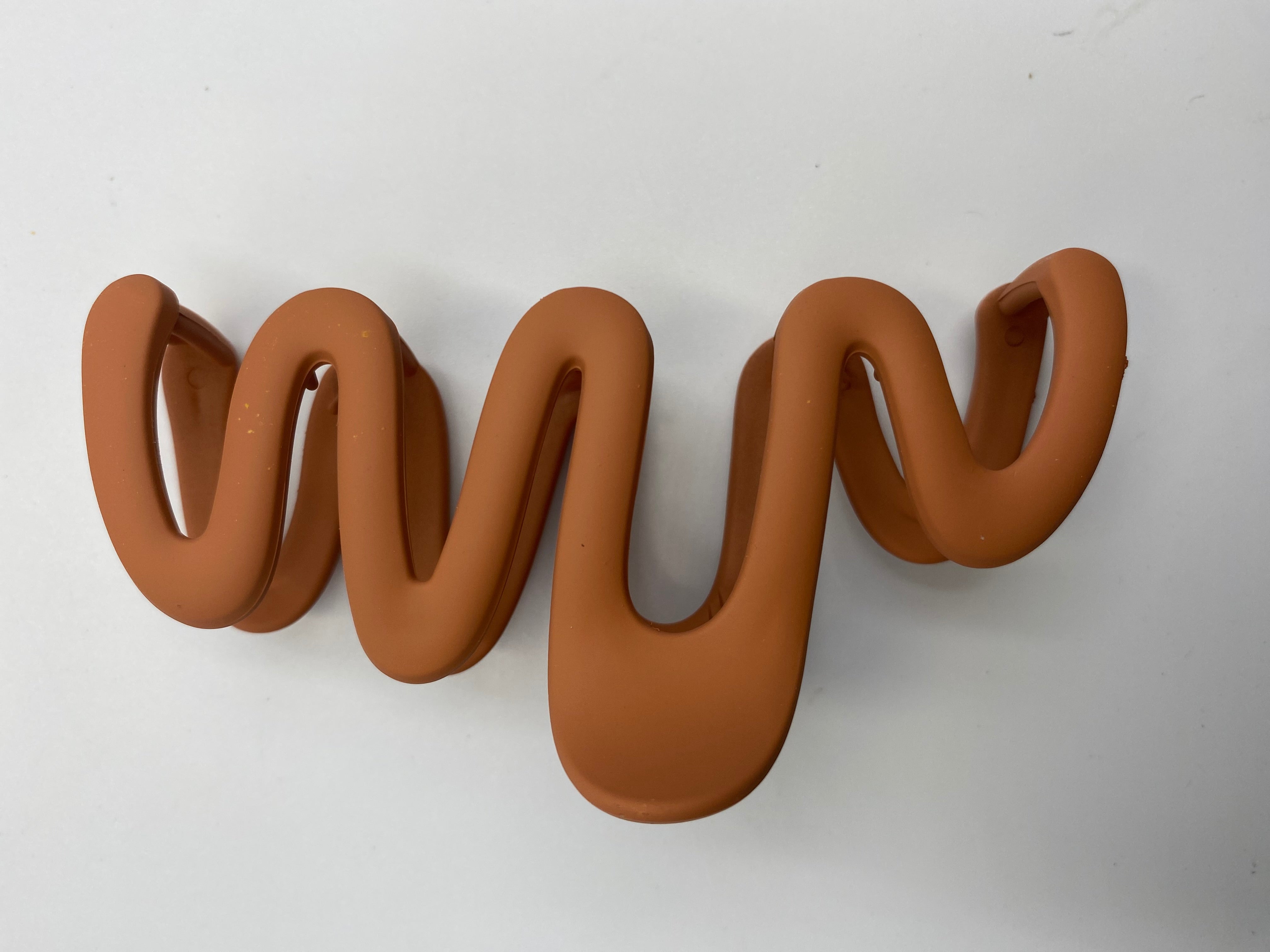 Wavy Matte Hair Catchers