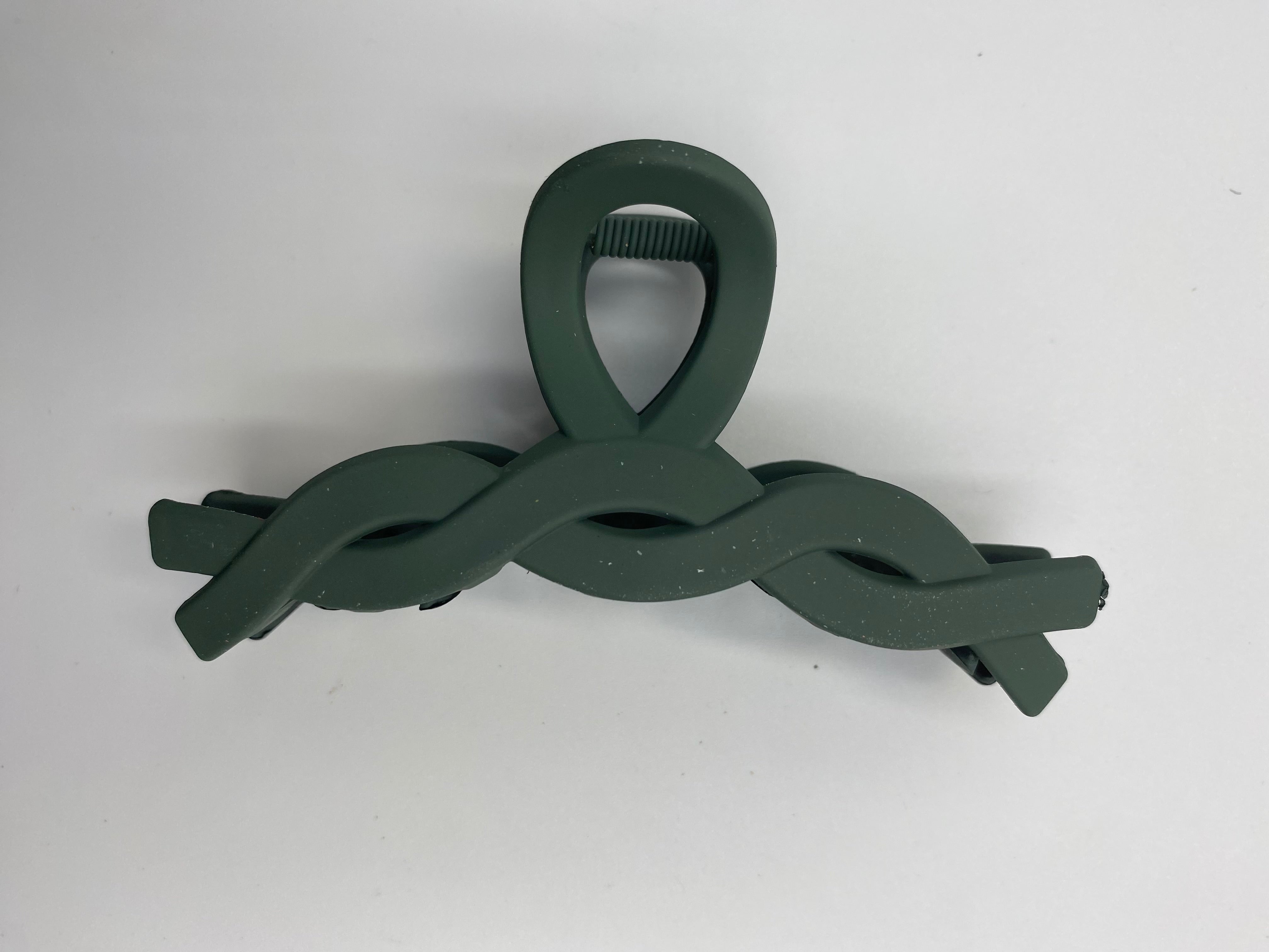 Twisted Matte Hair Claw Clips