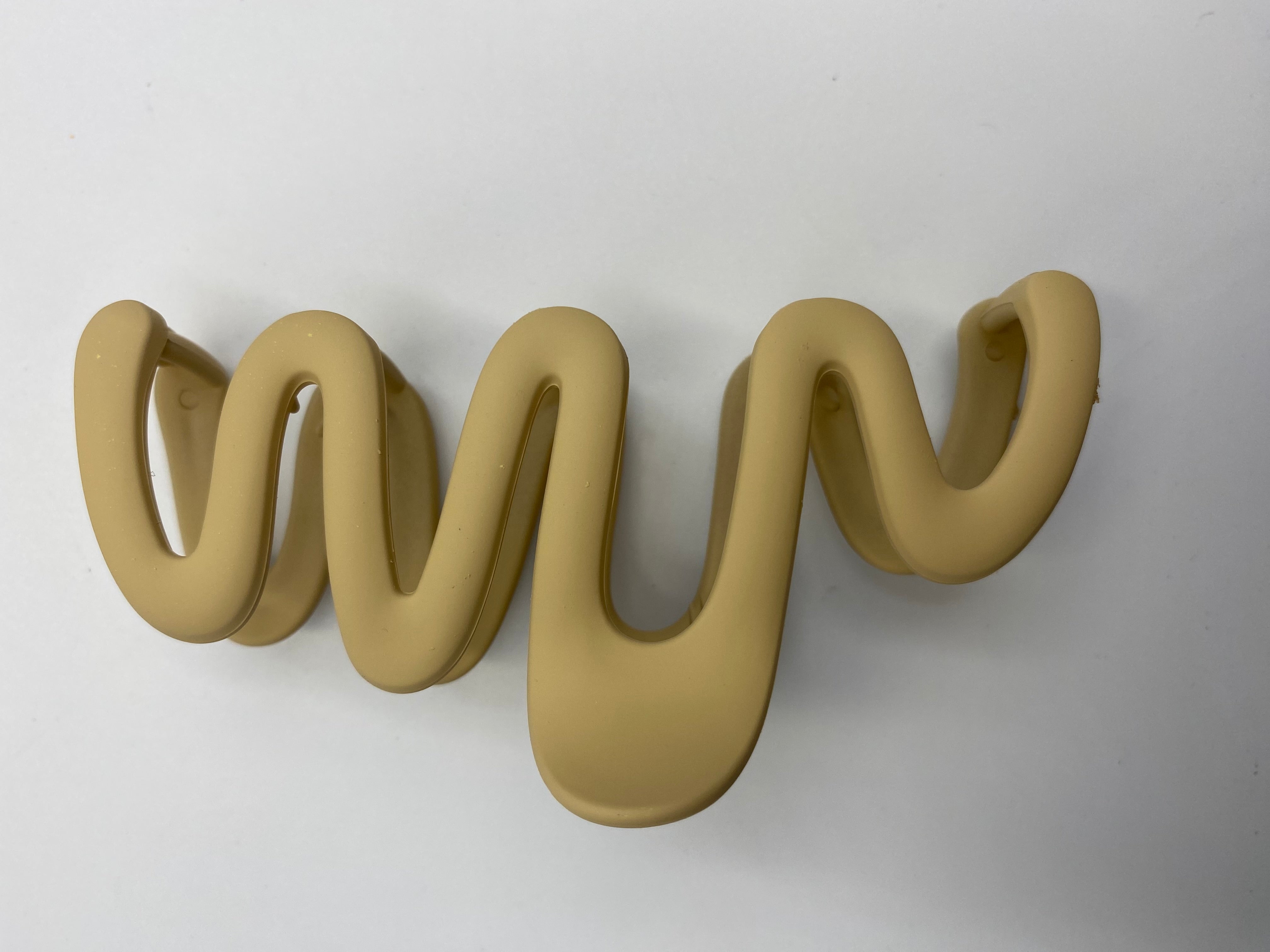 Wavy Matte Hair Catchers