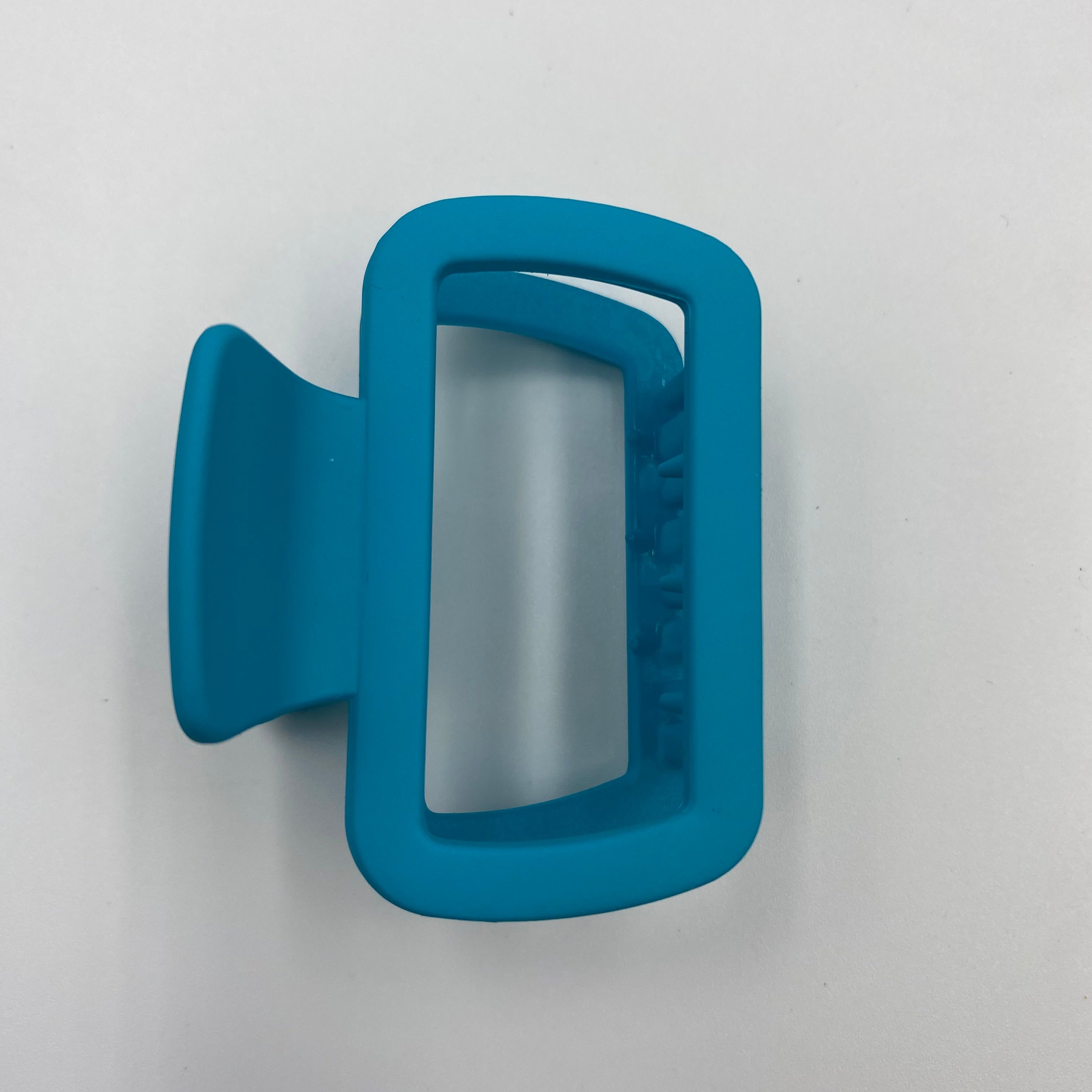 Bold Rectangle Hair Catchers - Sleek Style and Superior Grip