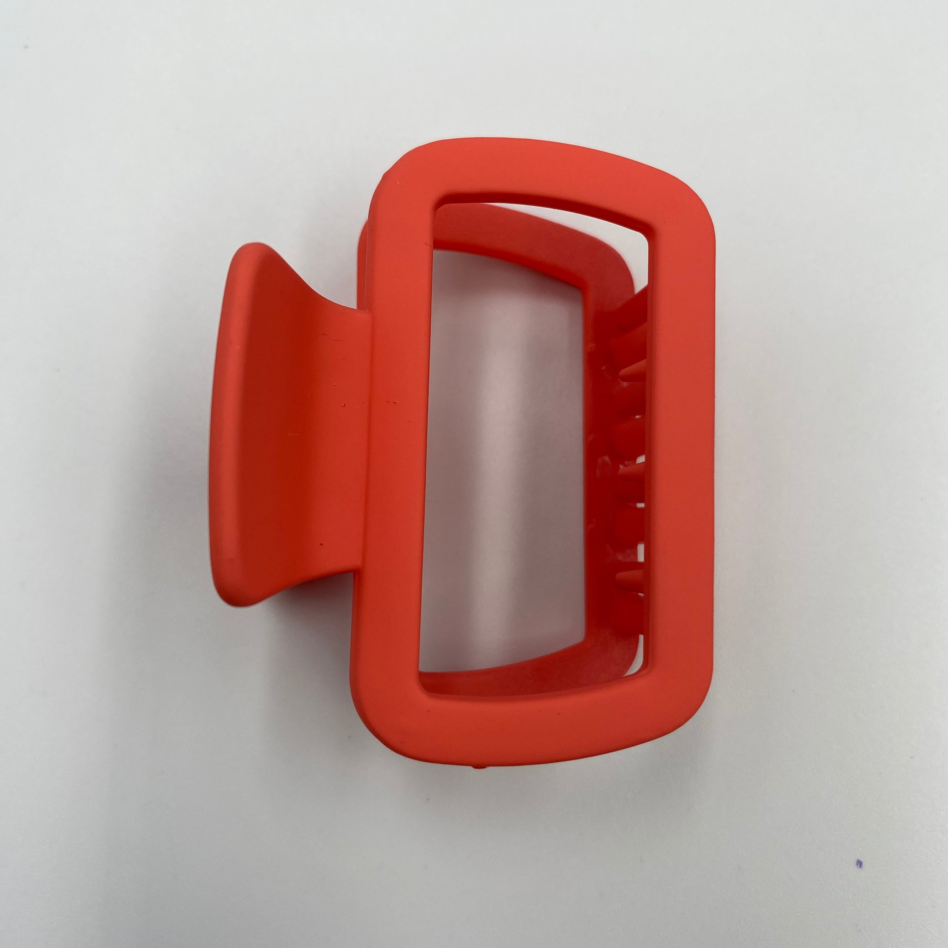 Bold Rectangle Hair Catchers - Sleek Style and Superior Grip