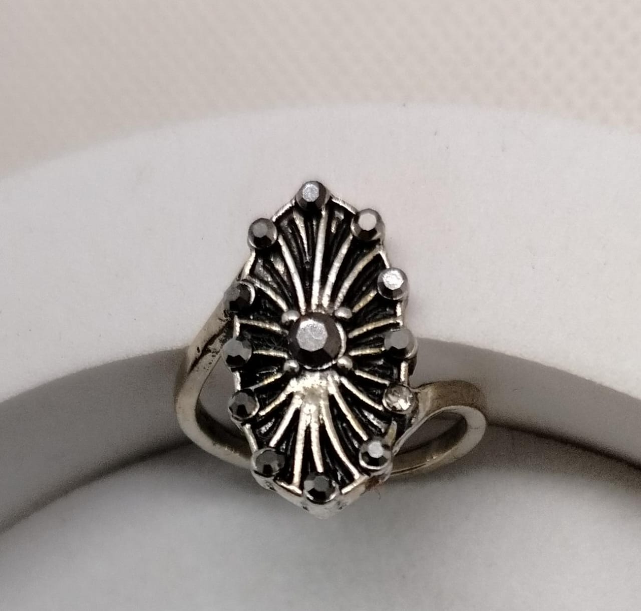 Vintage Radiant Burst Statement Ring