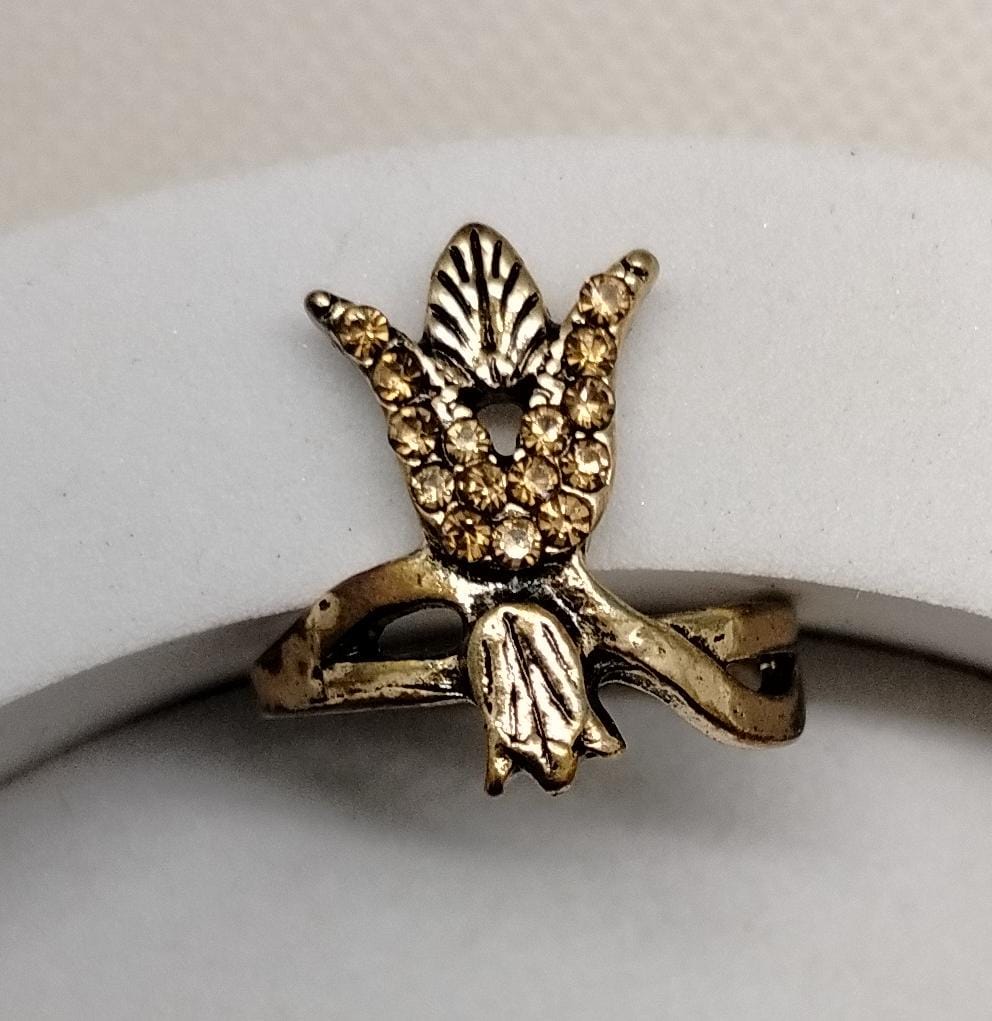 Blooming Elegance Floral Ring