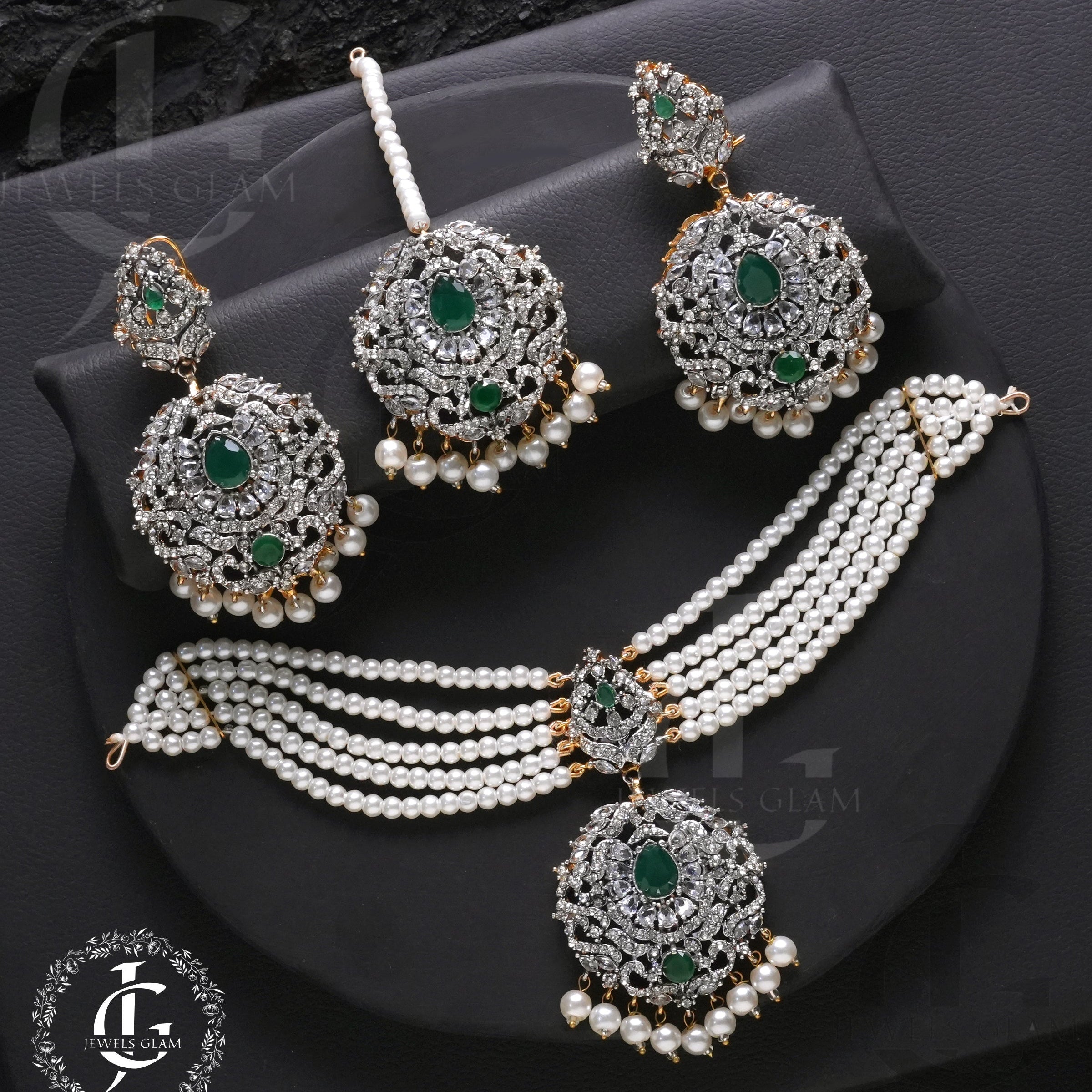 Studded Zircon Choker Set Green