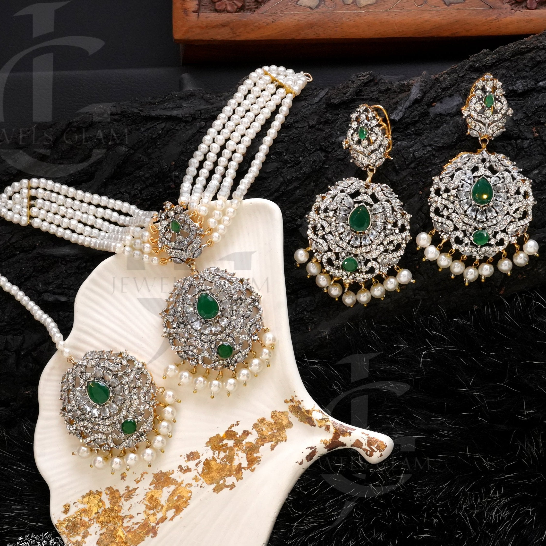 Studded Zircon Choker Set