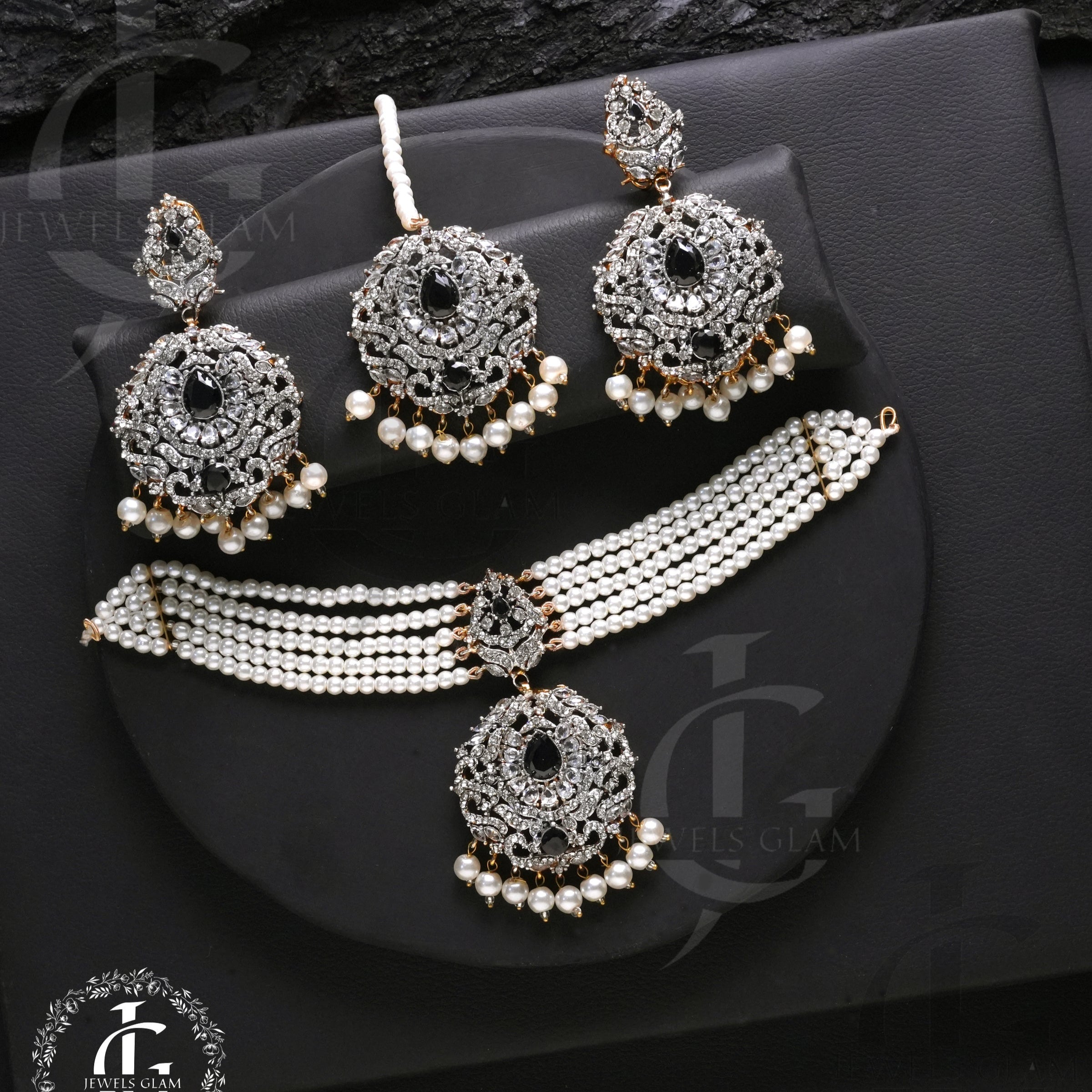 Studded Zircon Choker Set Black