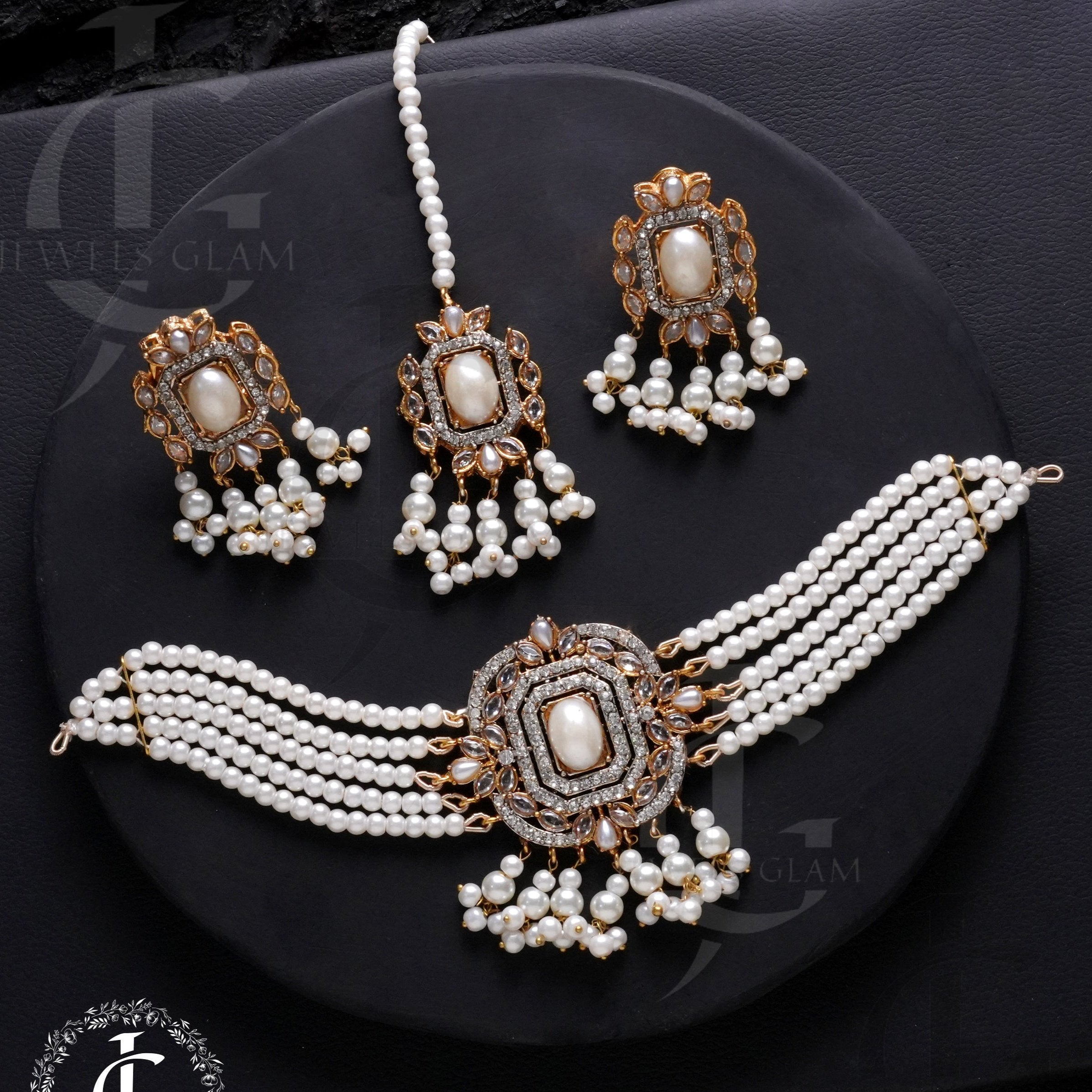 American Diamond Choker Set With Tika