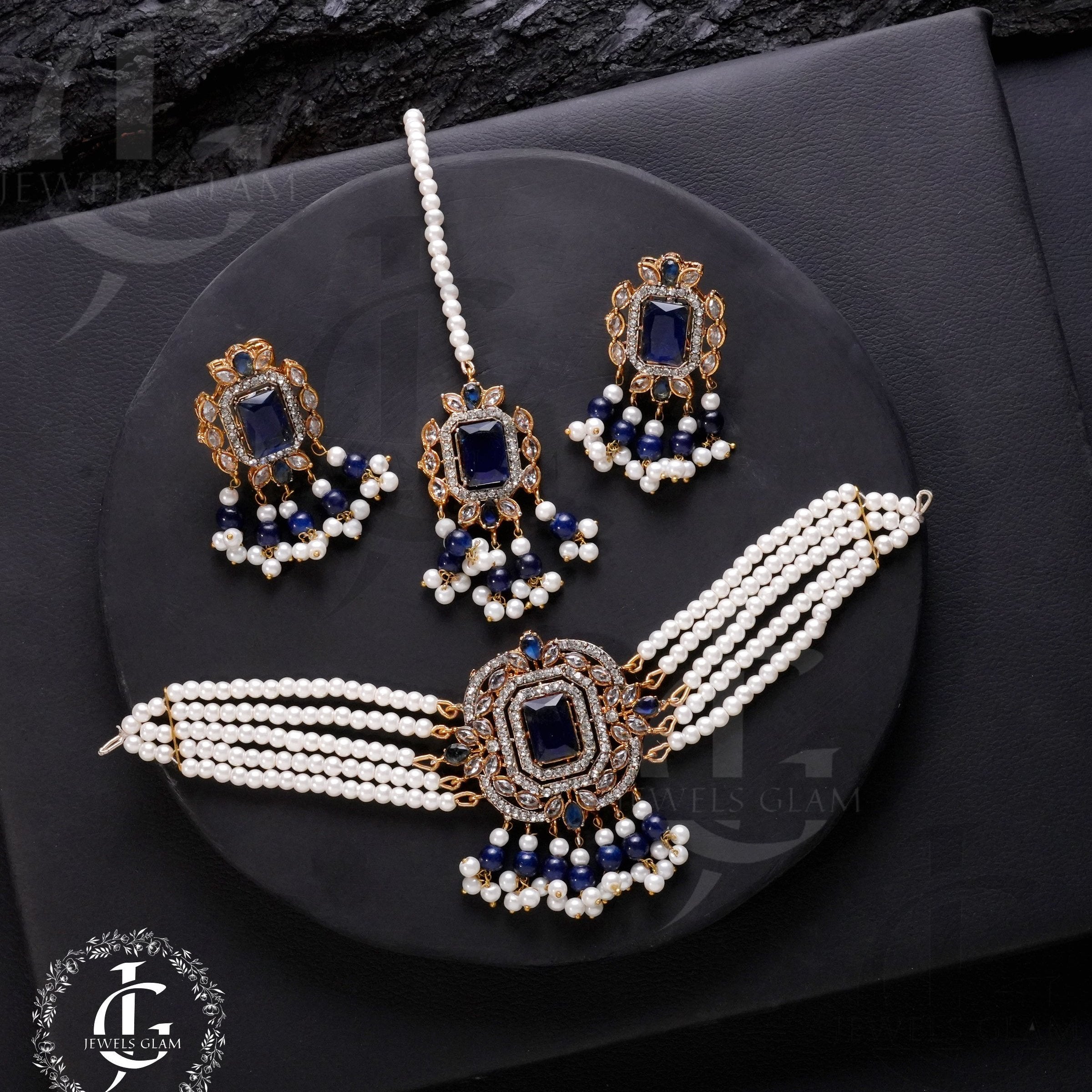 American Diamond Choker Set With Tika