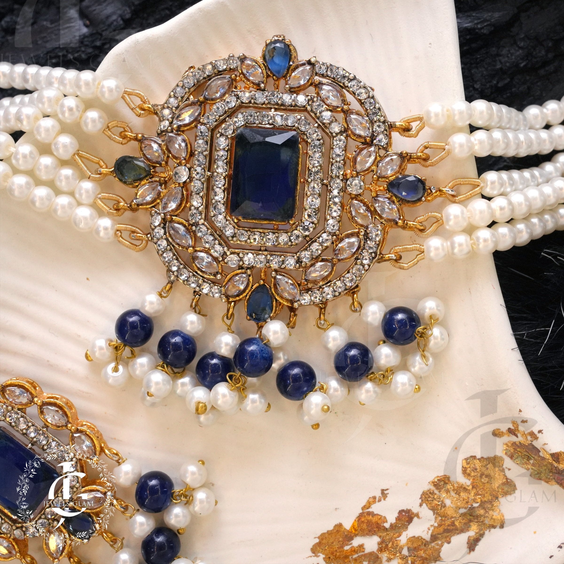American Diamond Choker Set With Tika