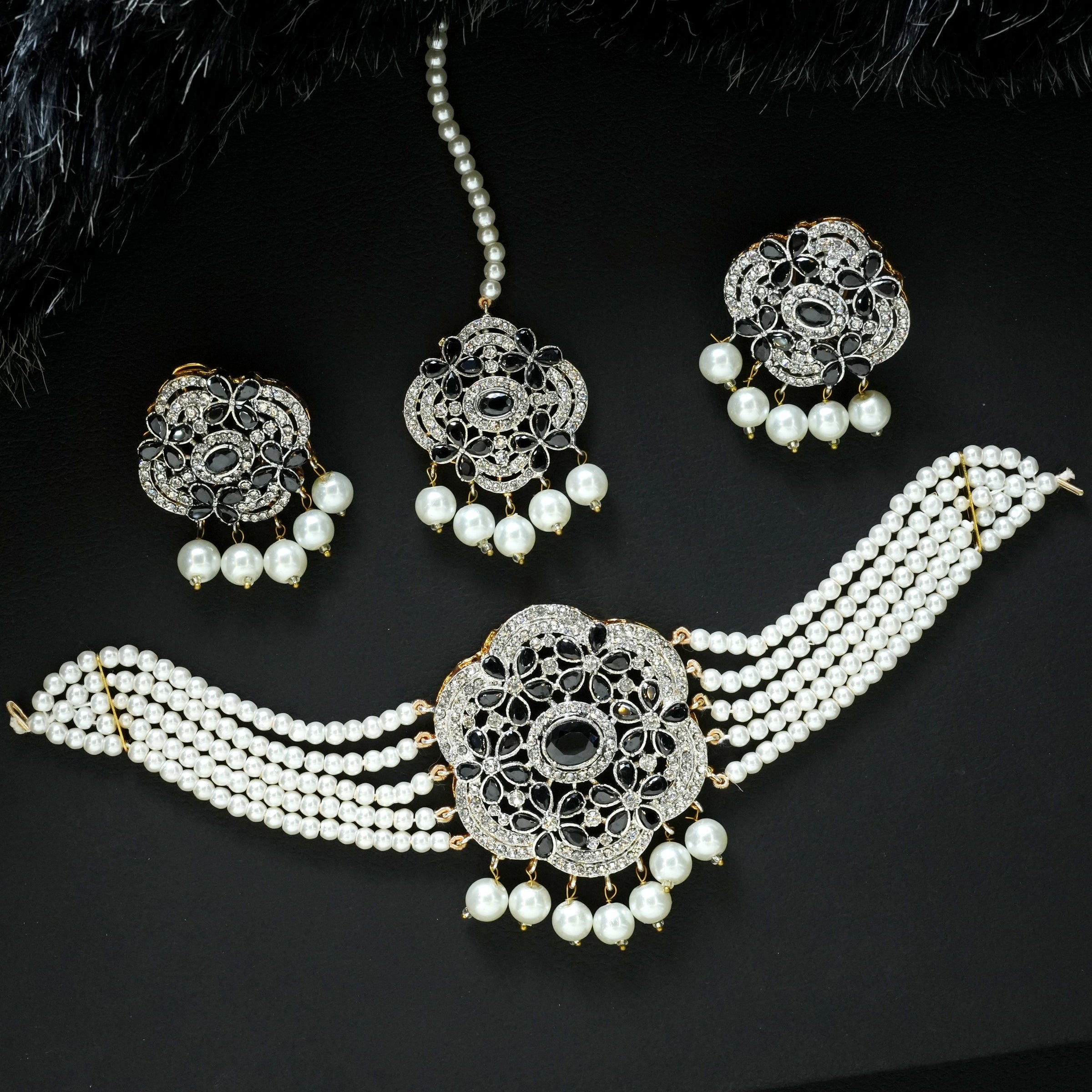 Midnight Pearl Elegance Jewelry Set Black