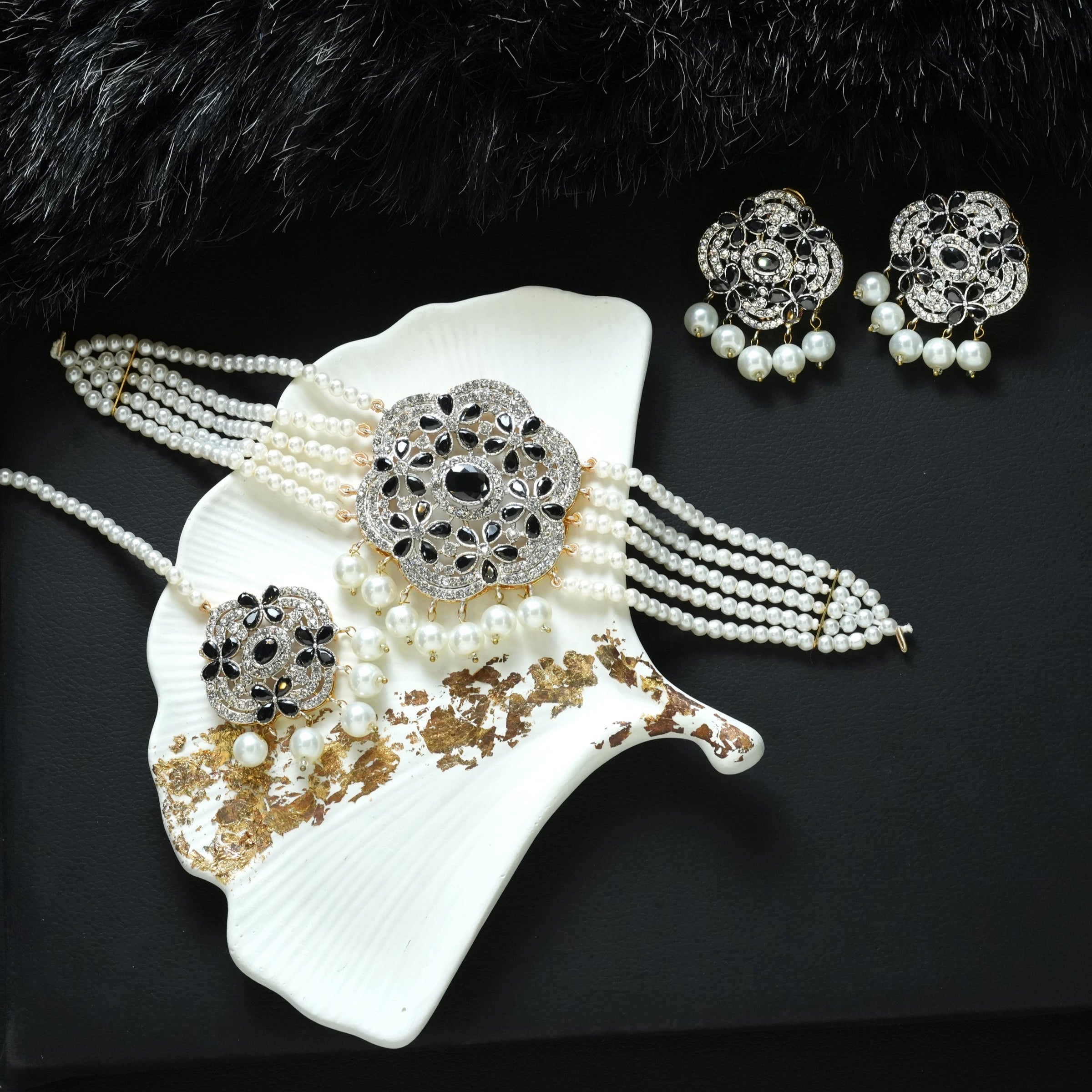 Midnight Pearl Elegance Jewelry Set