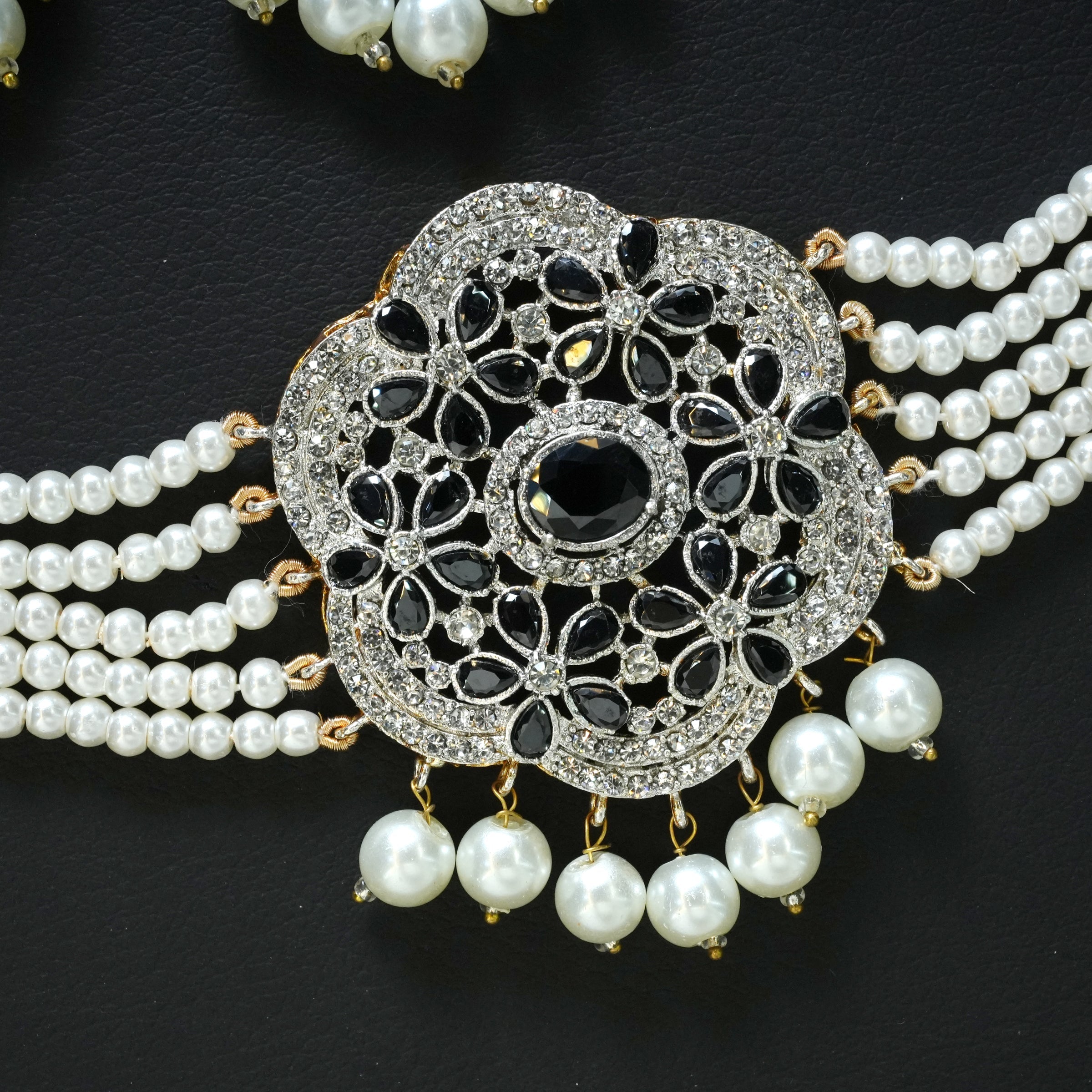 Midnight Pearl Elegance Jewelry Set Black