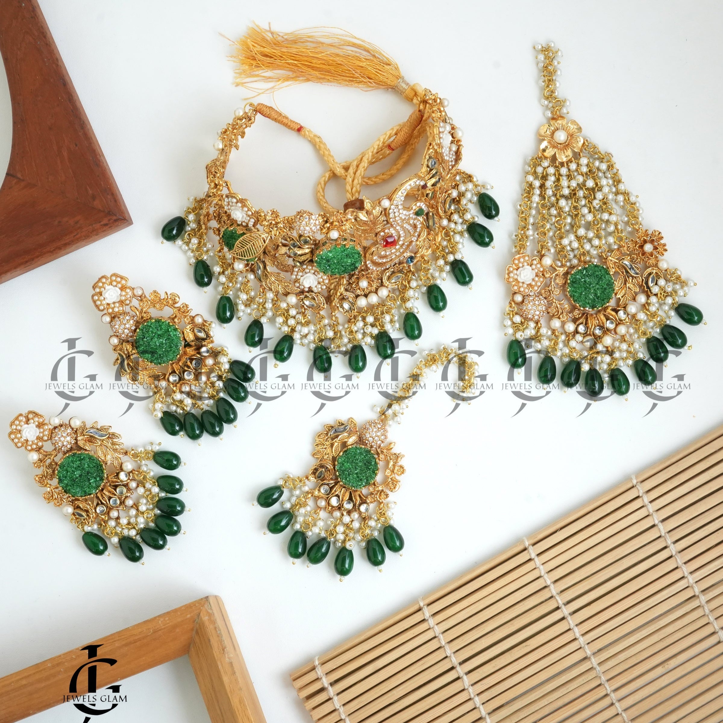 Emerald Grace Bridal Choker Jewelry Set